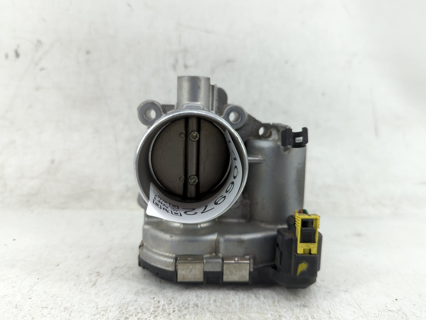 2013-2016 Ford Escape Throttle Body P/N:7S7G-9F991-CA Fits Fits 2013 2014 2015 2016 2017 2018 2019 OEM Used Auto Parts - Oem