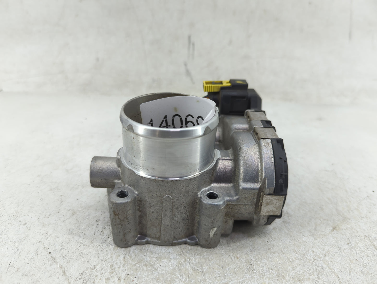 2013-2016 Ford Escape Throttle Body P/N:7S7G-9F991-CA Fits Fits 2013 2014 2015 2016 2017 2018 2019 OEM Used Auto Parts - Oem