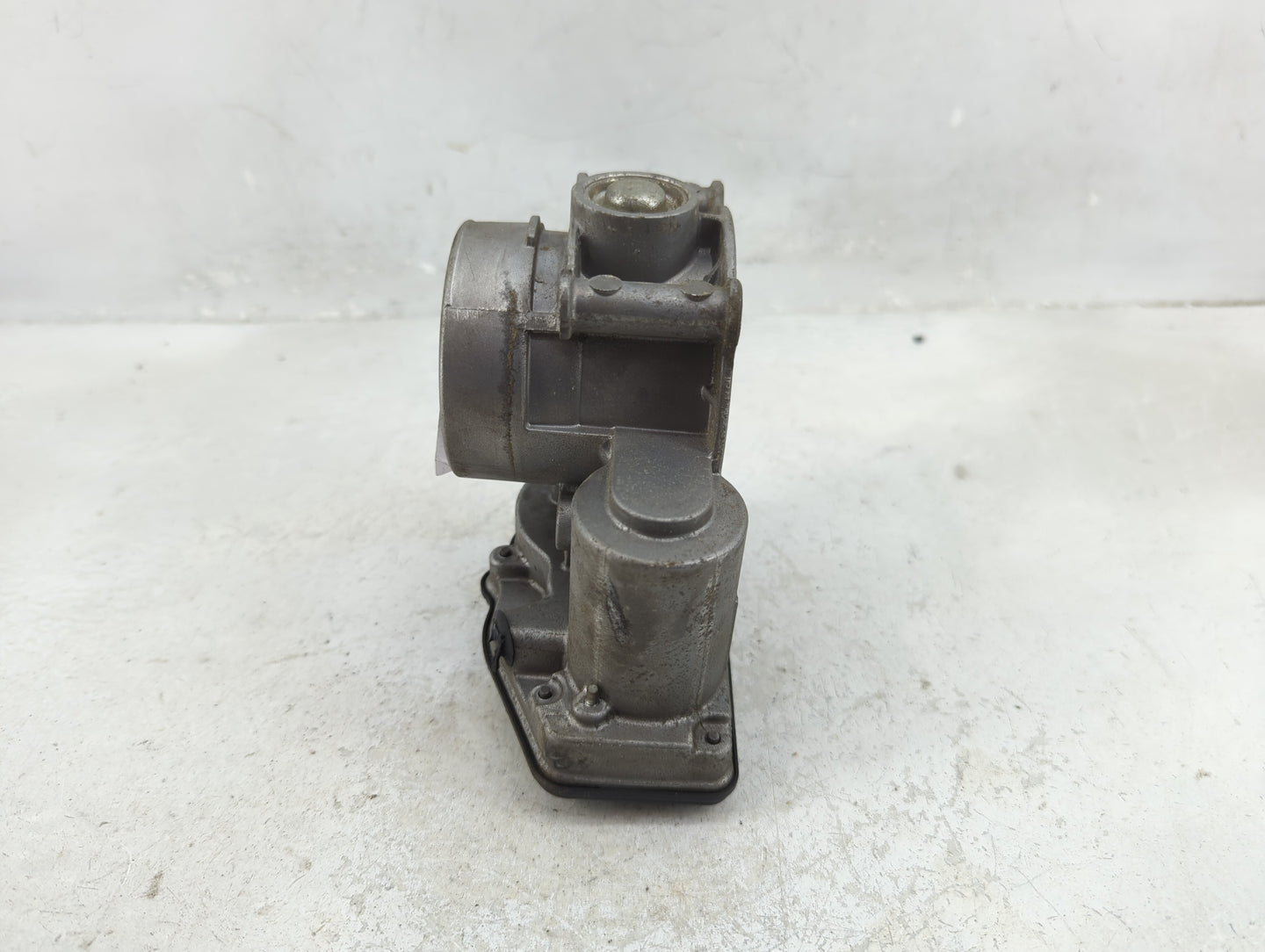 2013-2022 Ford Escape Throttle Body P/N:DS7E-9F991-AF Fits Fits 2013 2014 2015 2016 2017 2018 2019 2020 2021 2022 OEM Used A