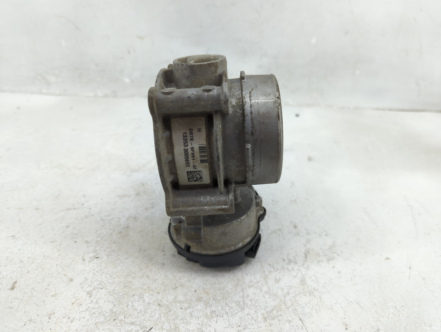 2013-2022 Ford Escape Throttle Body P/N:DS7E-9F991-AF Fits Fits 2013 2014 2015 2016 2017 2018 2019 2020 2021 2022 OEM Used A