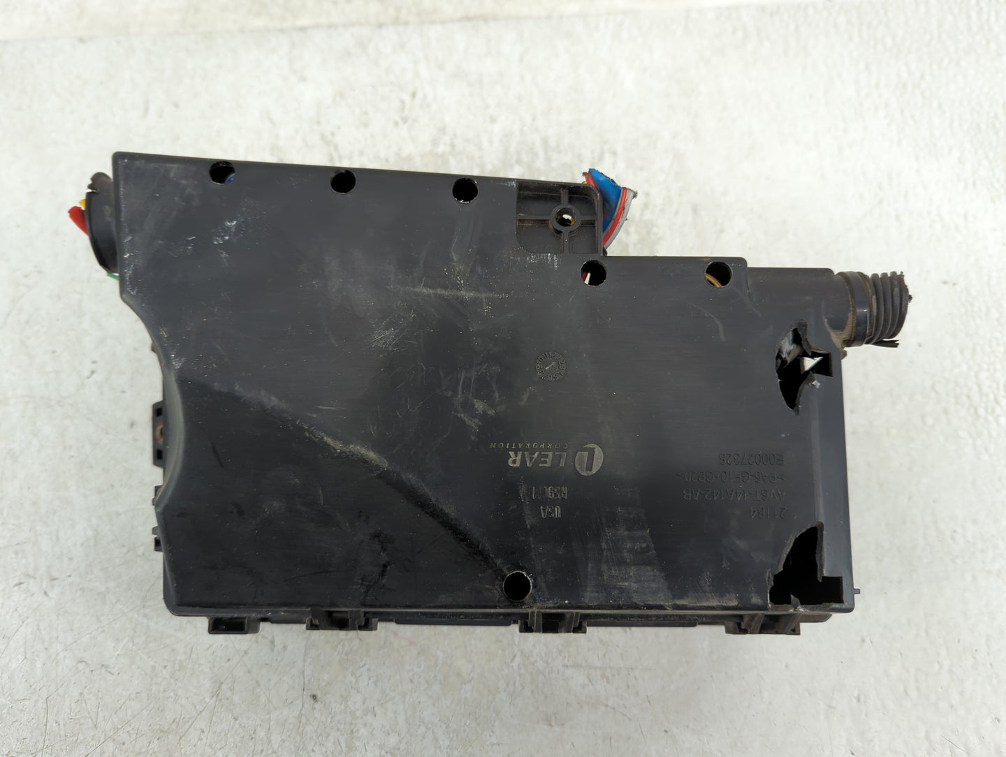 2013-2016 Ford Escape Fusebox Fuse Box Panel Relay Module P/N:E02345500 AV6T-14A067-AD Fits Fits 2013 2014 2015 2016 OEM Use
