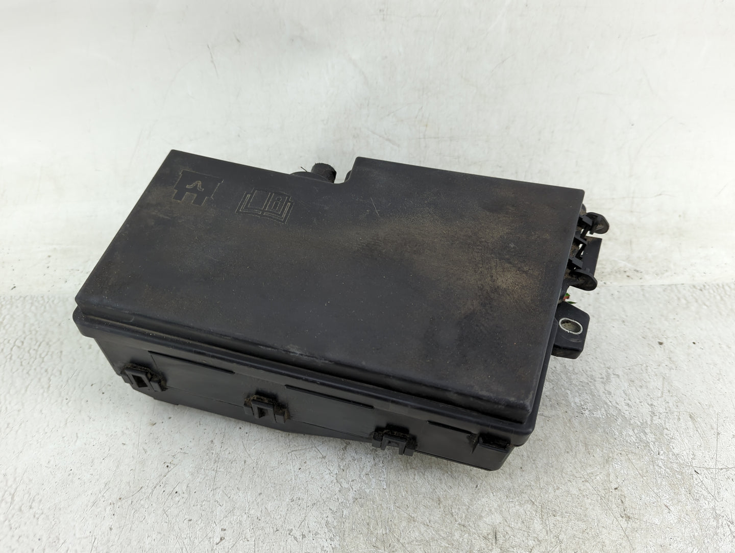 2013-2016 Ford Escape Fusebox Fuse Box Panel Relay Module P/N:AV6T-14A067-AD Fits Fits 2013 2014 2015 2016 OEM Used Auto Par
