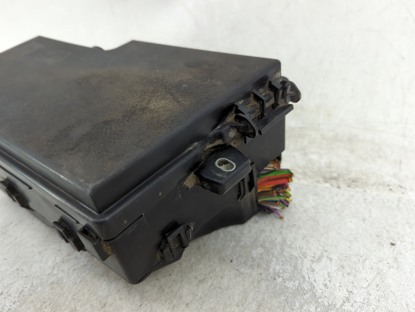 2013-2016 Ford Escape Fusebox Fuse Box Panel Relay Module P/N:AV6T-14A067-AD Fits Fits 2013 2014 2015 2016 OEM Used Auto Par
