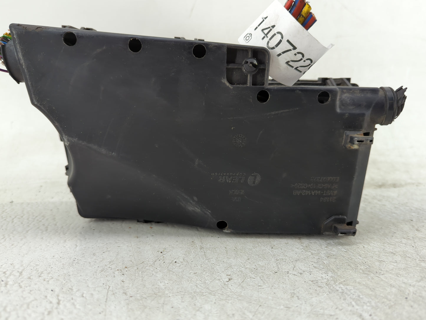 2013-2016 Ford Escape Fusebox Fuse Box Panel Relay Module P/N:AV6T-14A067-AD Fits Fits 2013 2014 2015 2016 OEM Used Auto Par