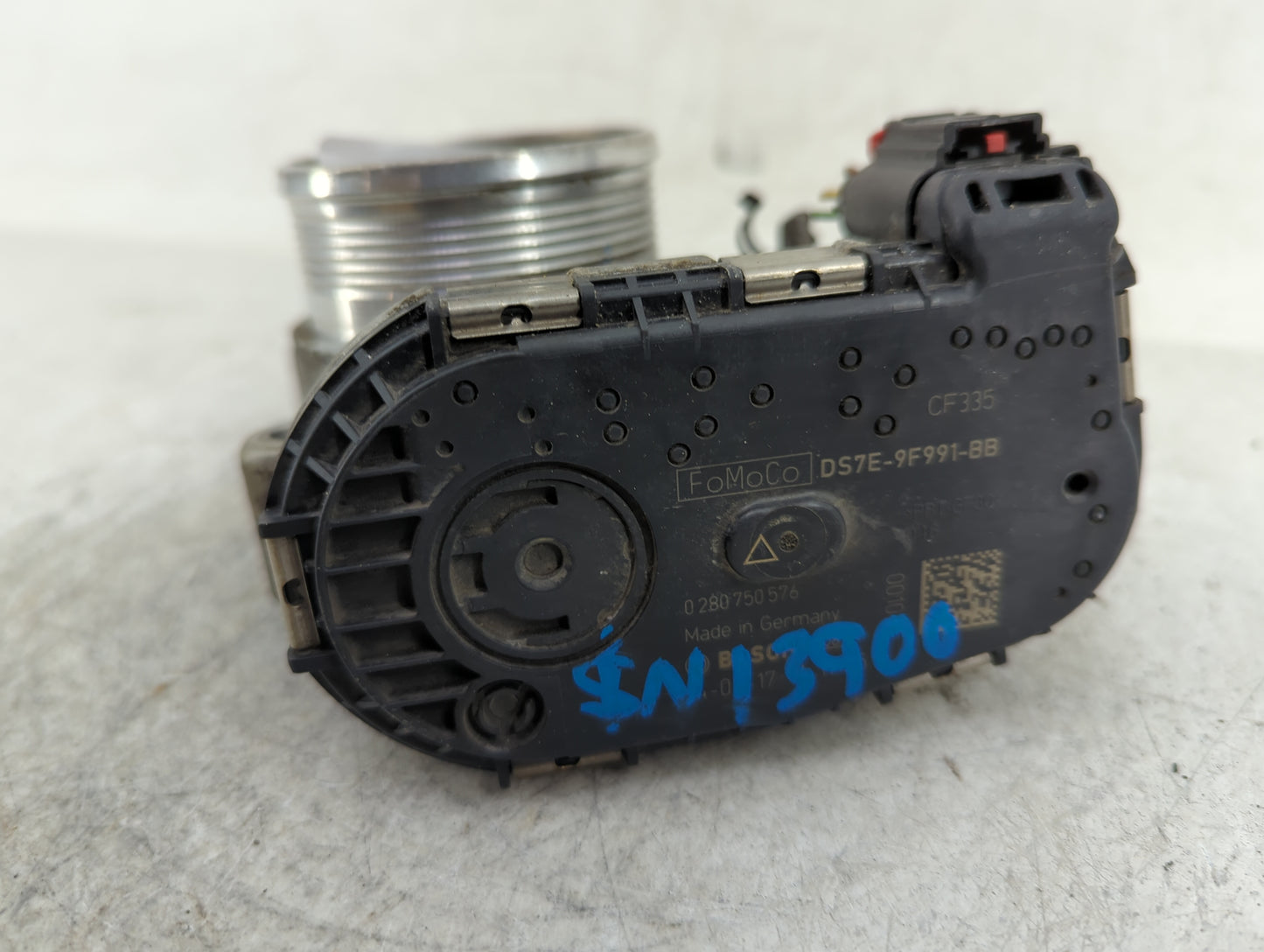 2013-2016 Ford Escape Throttle Body P/N:DS7E-9F991-BB Fits Fits 2012 2013 2014 2015 2016 2017 OEM Used Auto Parts - Oemuseda
