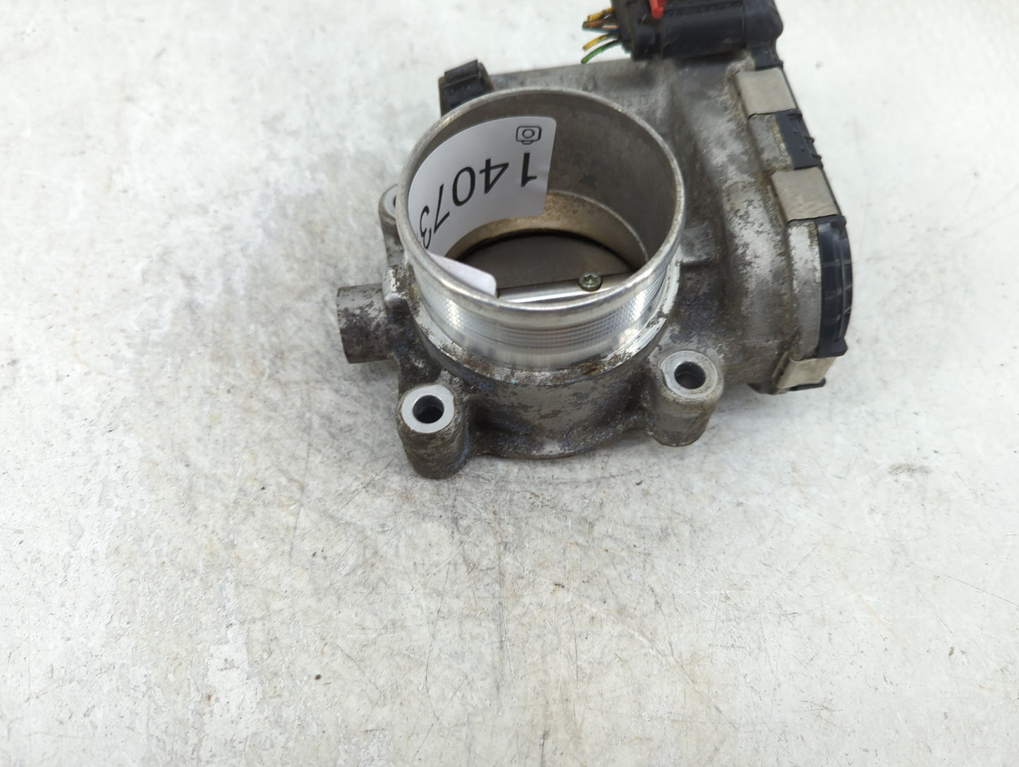 2013-2016 Ford Escape Throttle Body P/N:DS7E-9F991-BB Fits Fits 2012 2013 2014 2015 2016 2017 OEM Used Auto Parts - Oemuseda