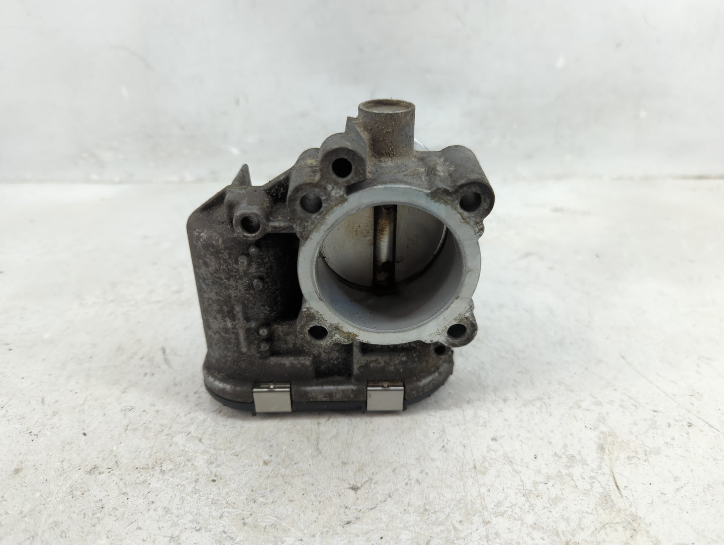2013-2016 Ford Escape Throttle Body P/N:7S7G-9F991-CA Fits Fits 2013 2014 2015 2016 2017 2018 2019 OEM Used Auto Parts - Oem