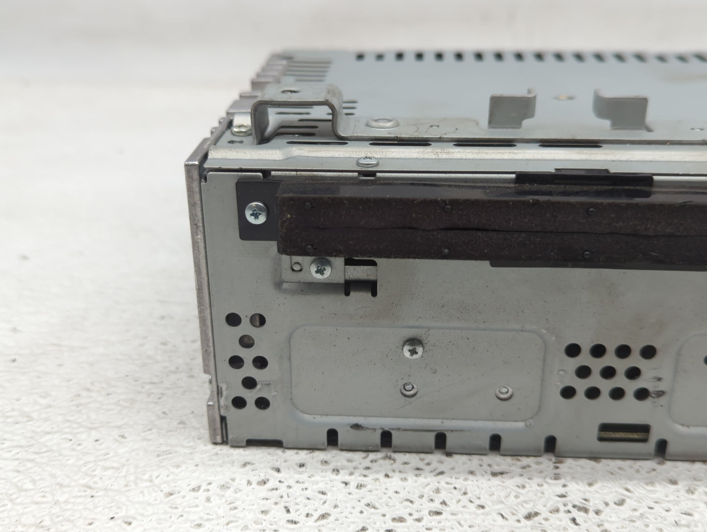 2013-2015 Ford Escape Radio AM FM Cd Player Receiver Replacement P/N:CJ5T-19C107-BH Fits Fits 2013 2014 2015 OEM Used Auto P