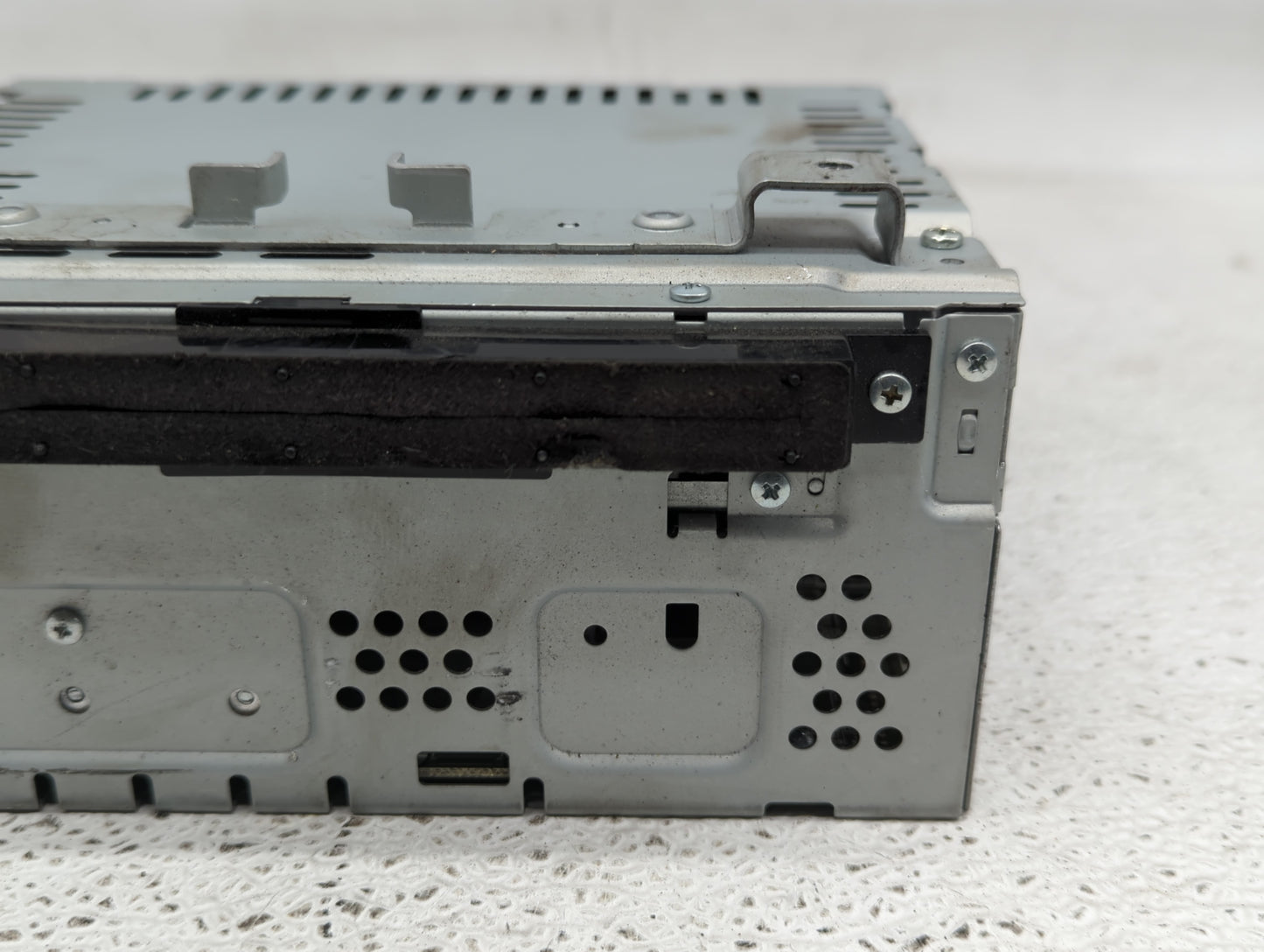 2013-2015 Ford Escape Radio AM FM Cd Player Receiver Replacement P/N:CJ5T-19C107-BH Fits Fits 2013 2014 2015 OEM Used Auto P