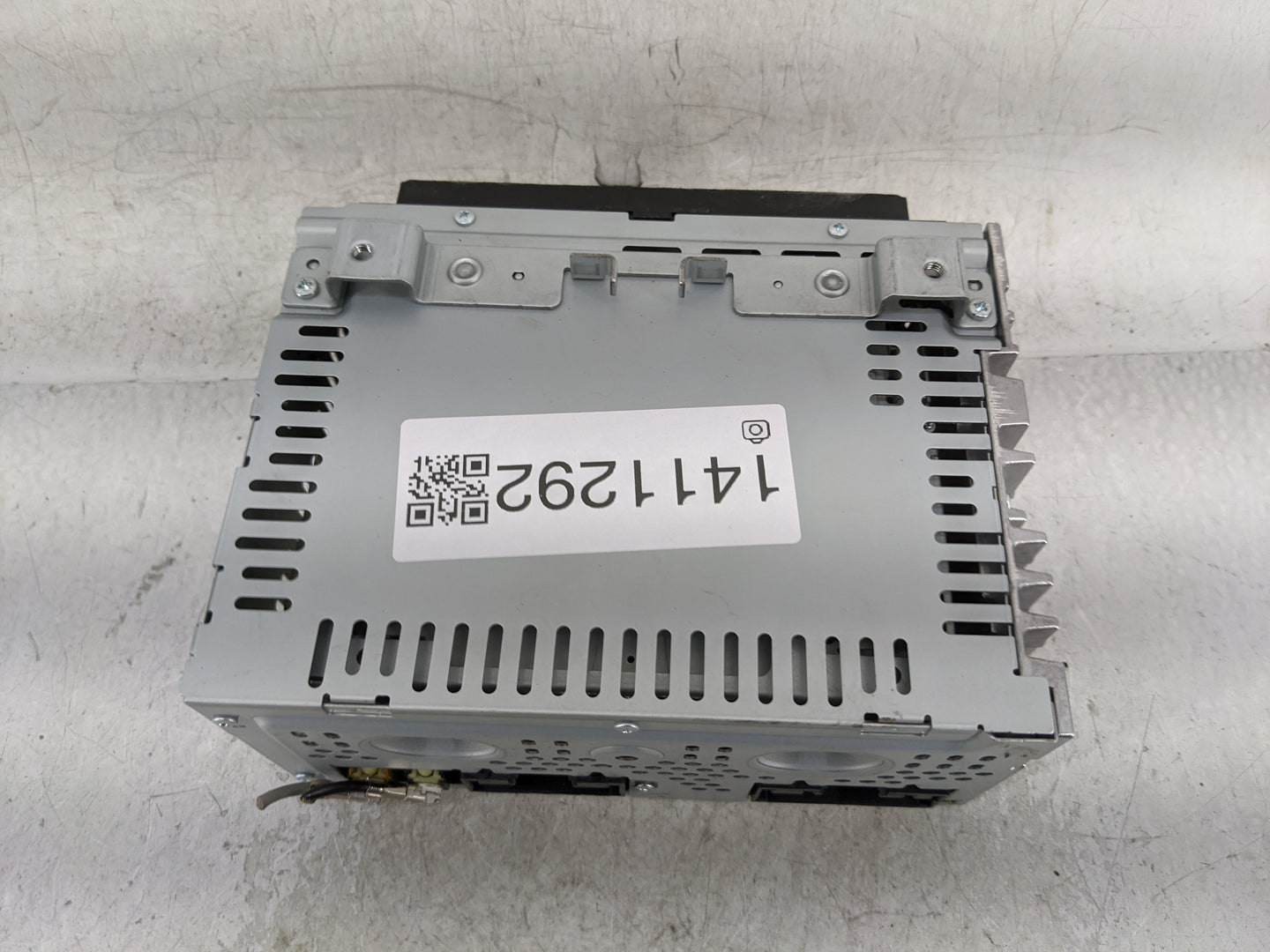 2013-2015 Ford Escape Radio AM FM Cd Player Receiver Replacement P/N:CJ5T-19C107-BH Fits Fits 2013 2014 2015 OEM Used Auto P