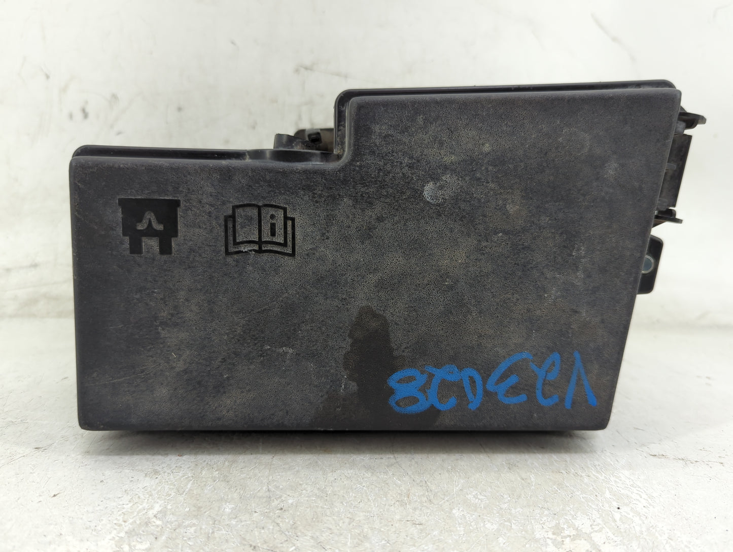 2013-2016 Ford Escape Fusebox Fuse Box Panel Relay Module P/N:AV6T-14A076-AB Fits Fits 2013 2014 2015 2016 OEM Used Auto Par