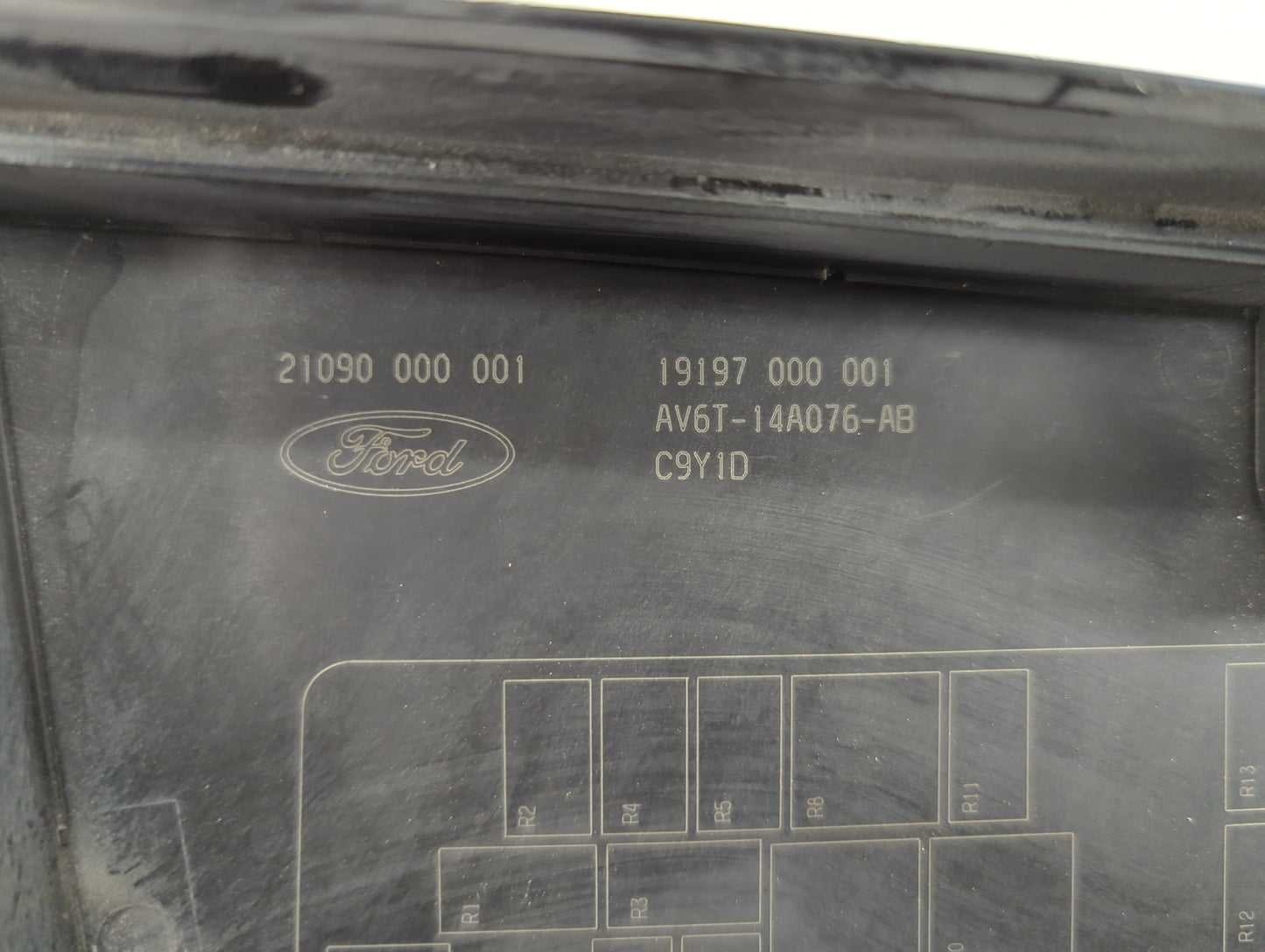2013-2016 Ford Escape Fusebox Fuse Box Panel Relay Module P/N:AV6T-14A076-AB Fits Fits 2013 2014 2015 2016 OEM Used Auto Par