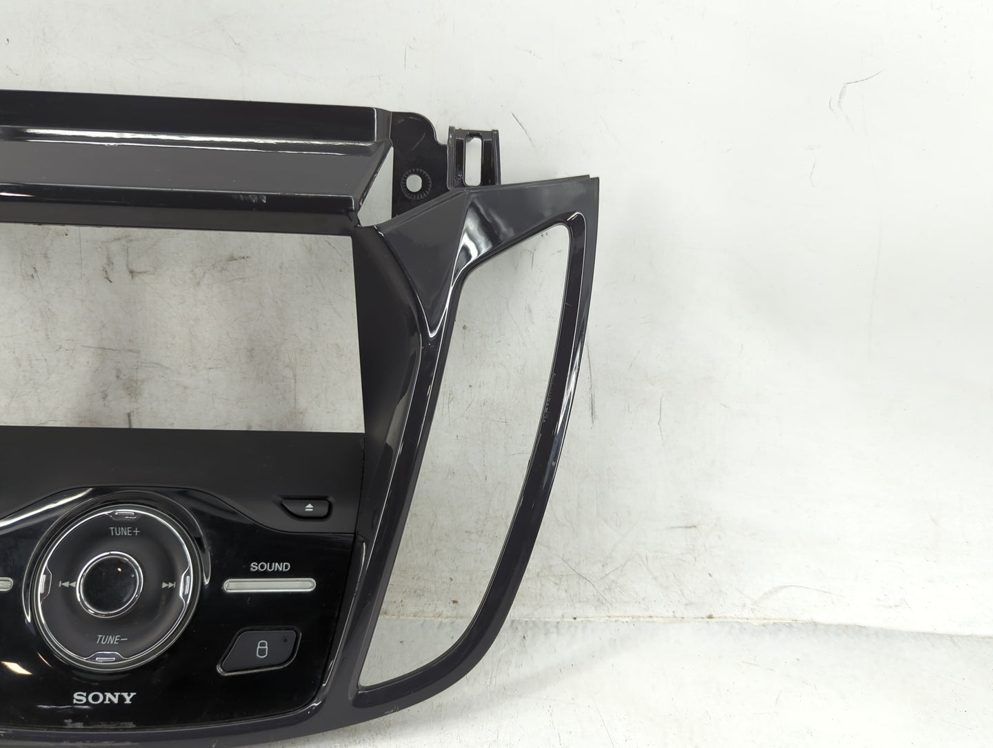 2014 Ford Escape Radio AM FM Cd Player Receiver Replacement P/N:CJ5T-18K811-FC CM5T-19C107-FP Fits OEM Used Auto Parts - Oem
