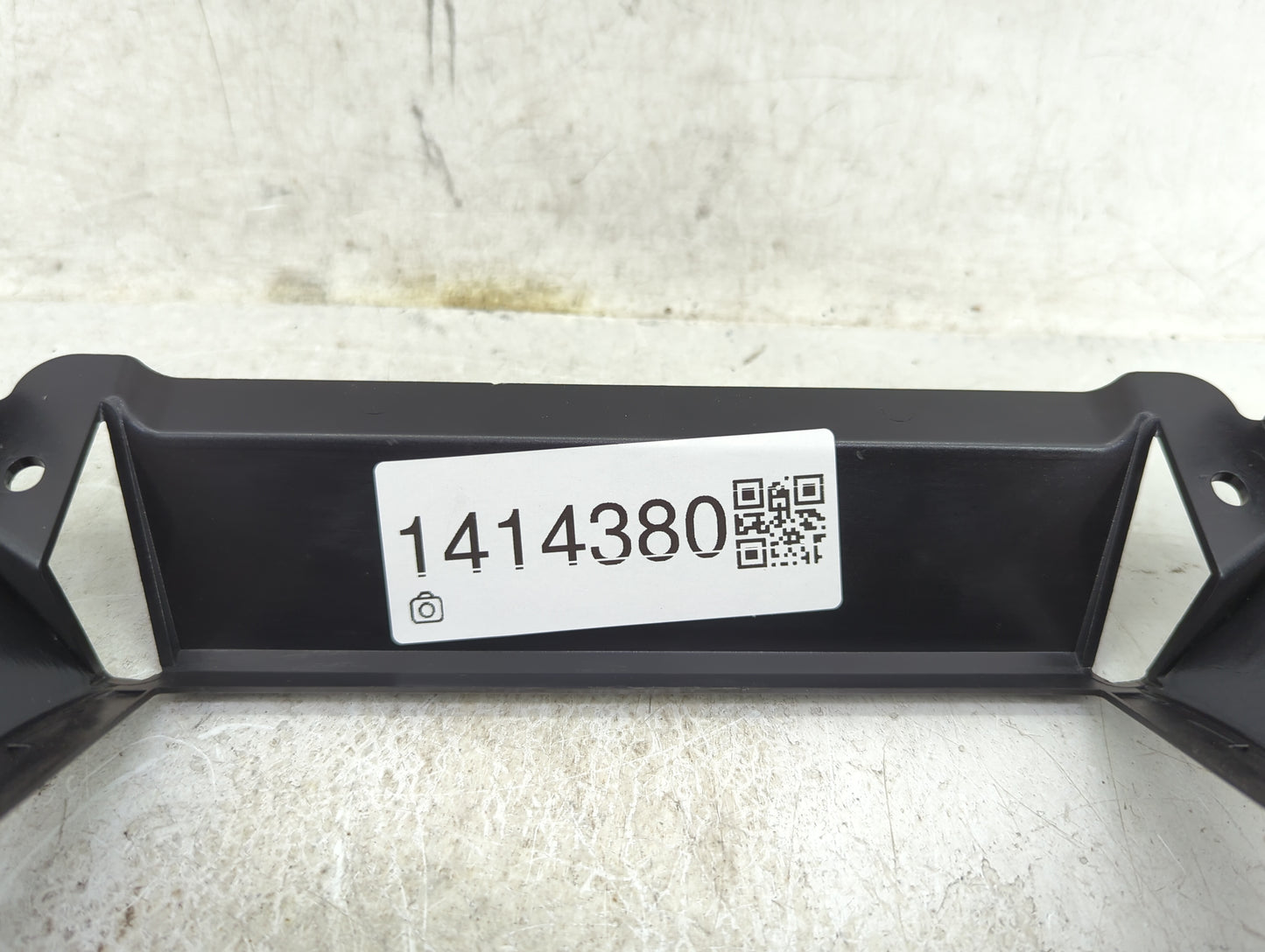 2014 Ford Escape Radio AM FM Cd Player Receiver Replacement P/N:CJ5T-18K811-FC CM5T-19C107-FP Fits OEM Used Auto Parts - Oem