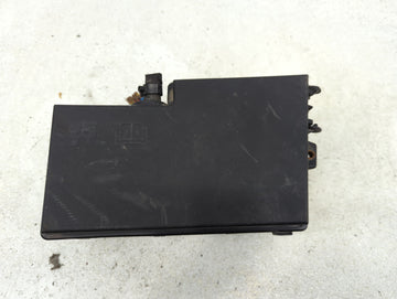 2013-2016 Ford Escape Fusebox Fuse Box Panel Relay Module P/N:AV6T-14A076-AB 19197 000 001 Fits Fits 2013 2014 2015 2016 OEM