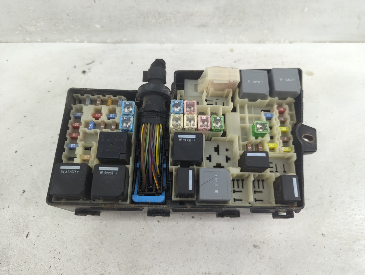2013-2016 Ford Escape Fusebox Fuse Box Panel Relay Module P/N:GJ7T-14A076-BA Fits Fits 2013 2014 2015 2016 OEM Used Auto Par