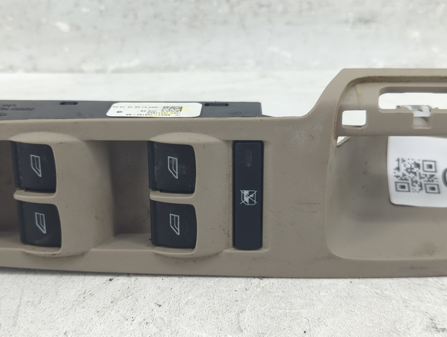 2013-2019 Ford Escape Master Power Window Switch Replacement Driver Side Left P/N:BM5T-14A132-AA Fits OEM Used Auto Parts - 