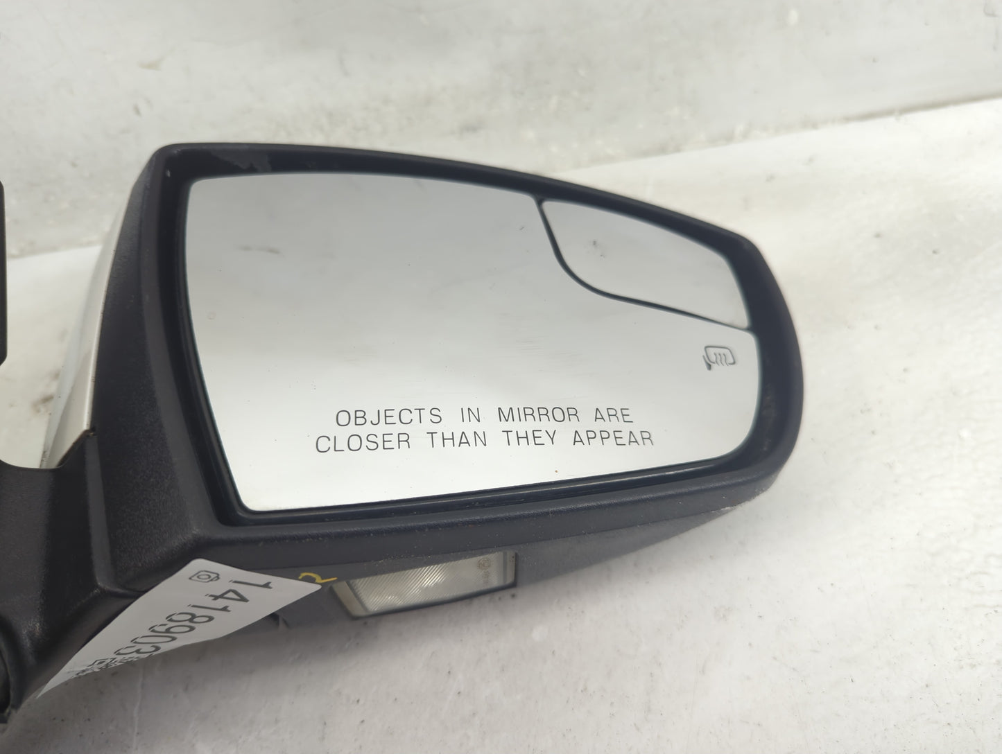 2013-2016 Ford Escape Passenger Side View Mirror - Right Door Mirror OEM Used - Oemusedautoparts1.com
