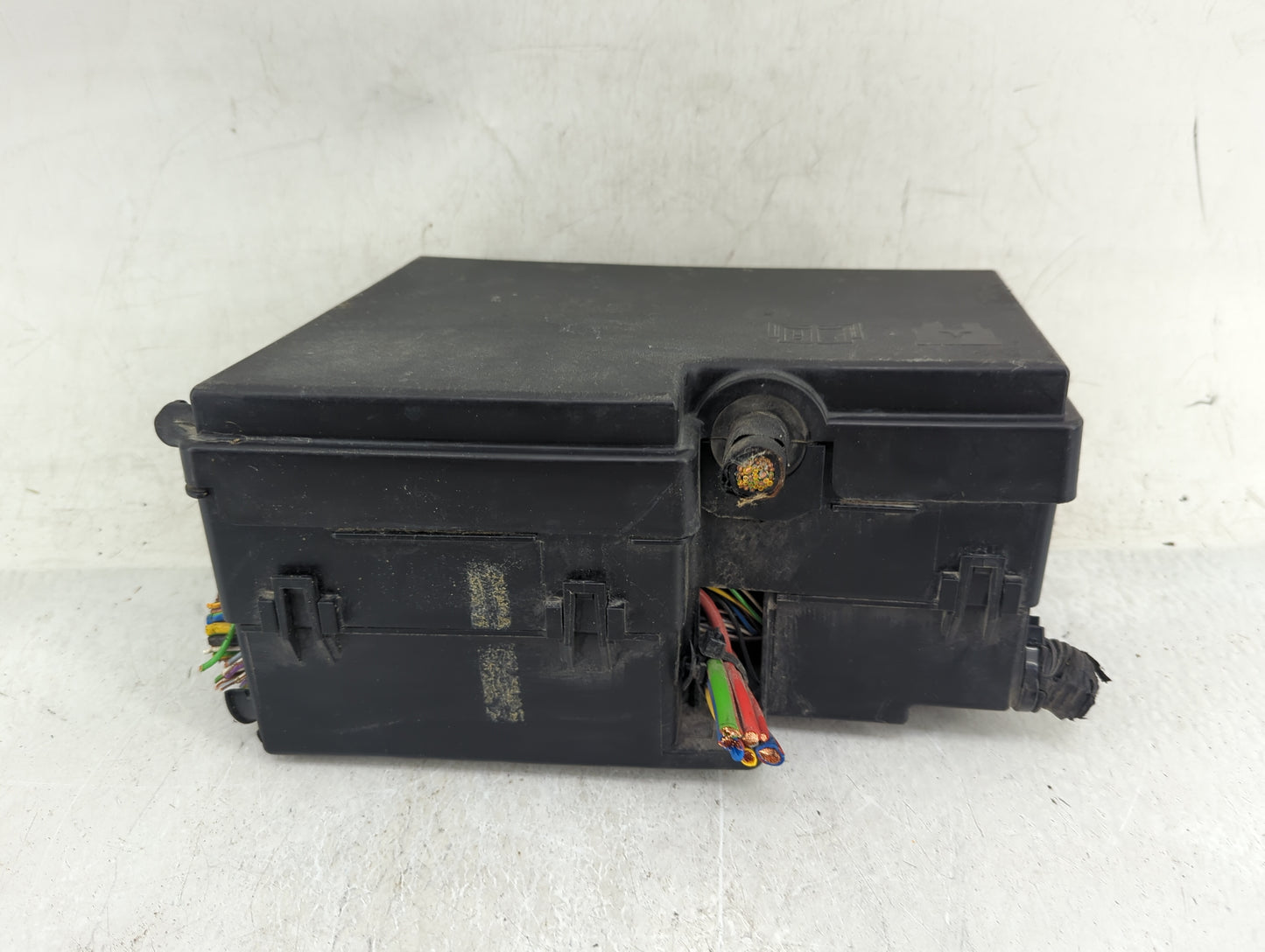 2013-2016 Ford Escape Fusebox Fuse Box Panel Relay Module P/N:AV6T-14A142-AB Fits Fits 2013 2014 2015 2016 OEM Used Auto Par