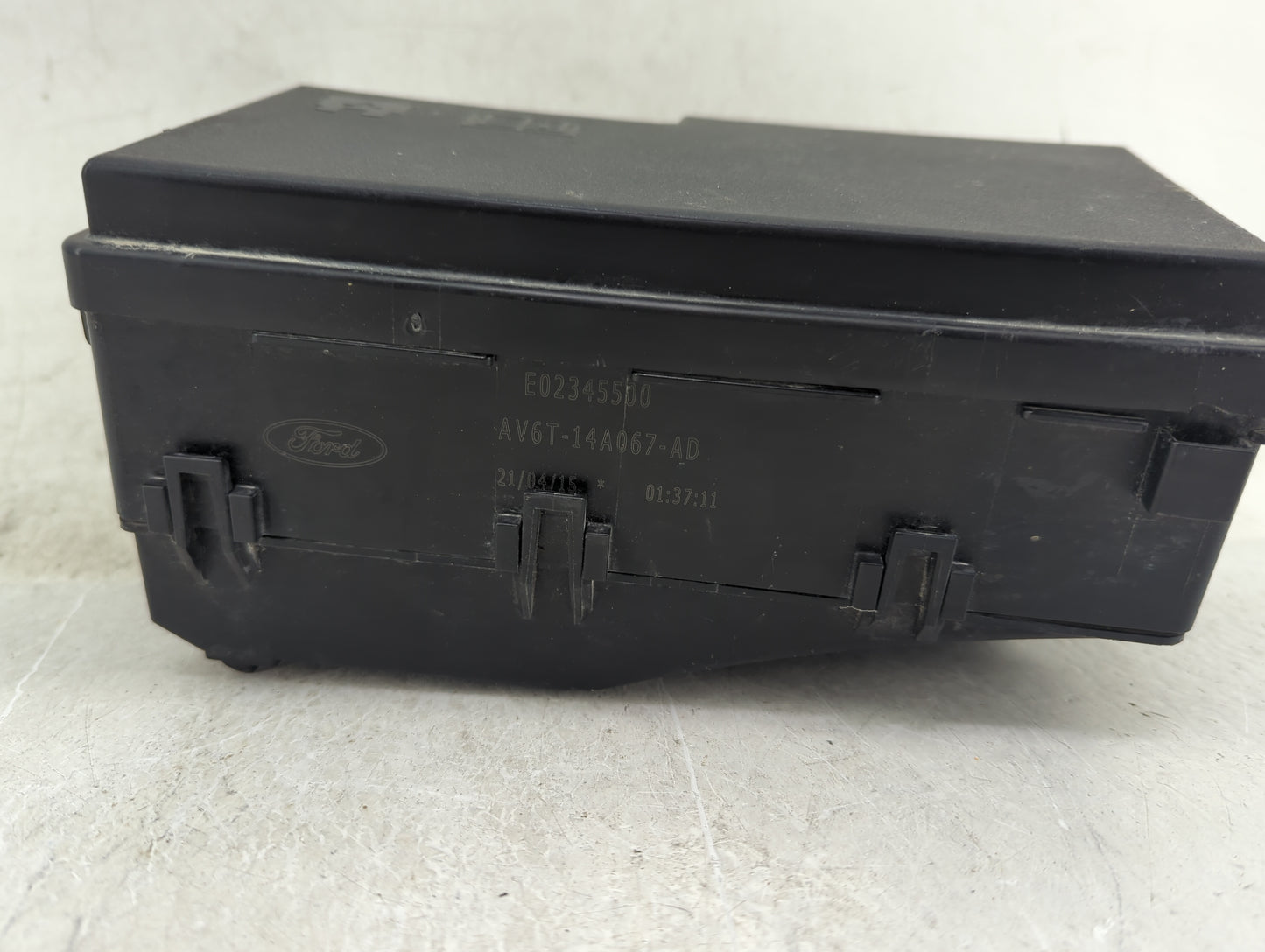 2013-2016 Ford Escape Fusebox Fuse Box Panel Relay Module P/N:AV6T-14A142-AB Fits Fits 2013 2014 2015 2016 OEM Used Auto Par