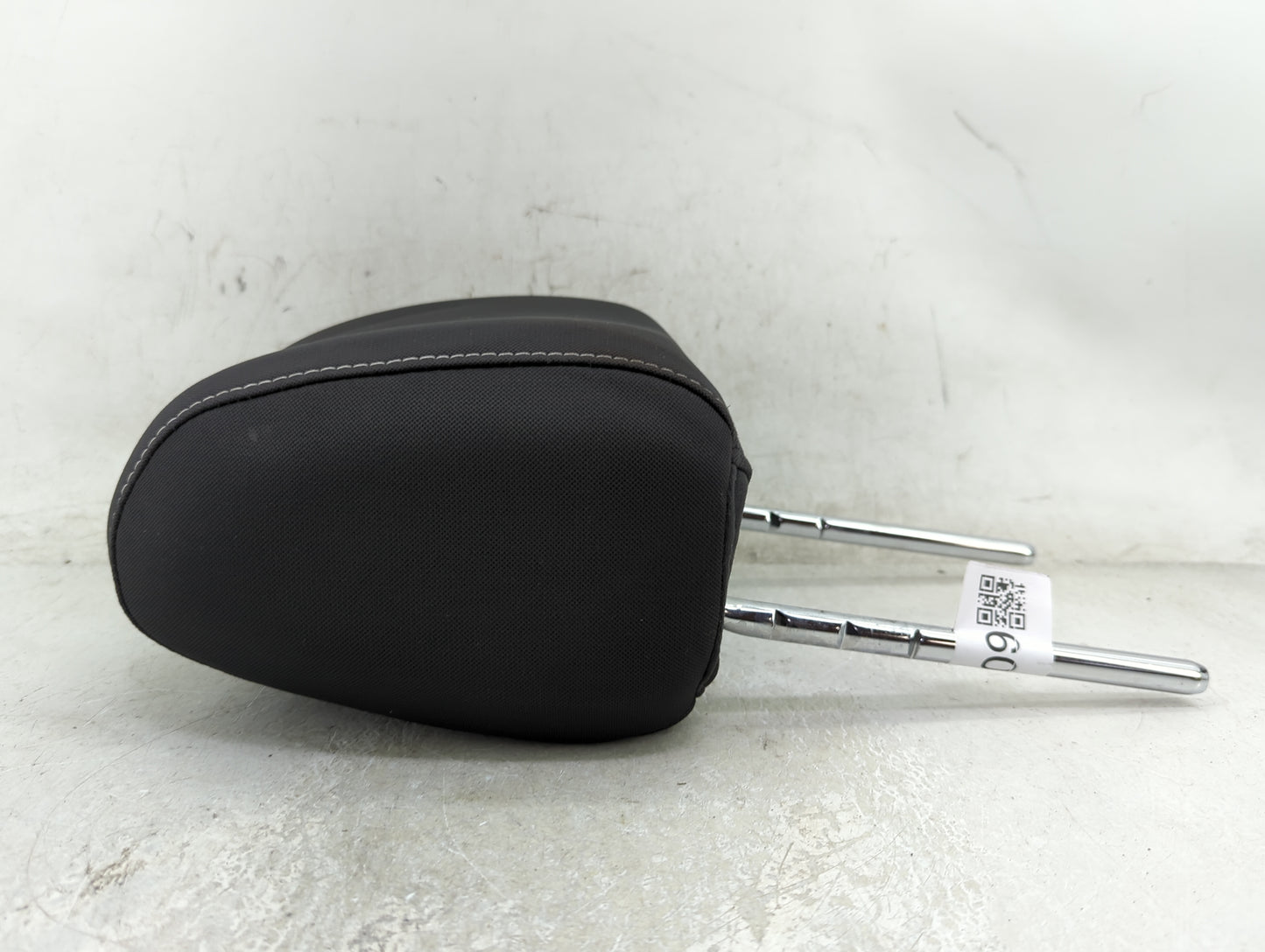 2013-2015 Ford Escape Headrest Head Rest Front Driver Passenger Seat Fits Fits 2013 2014 2015 OEM Used Auto Parts - Oemuseda
