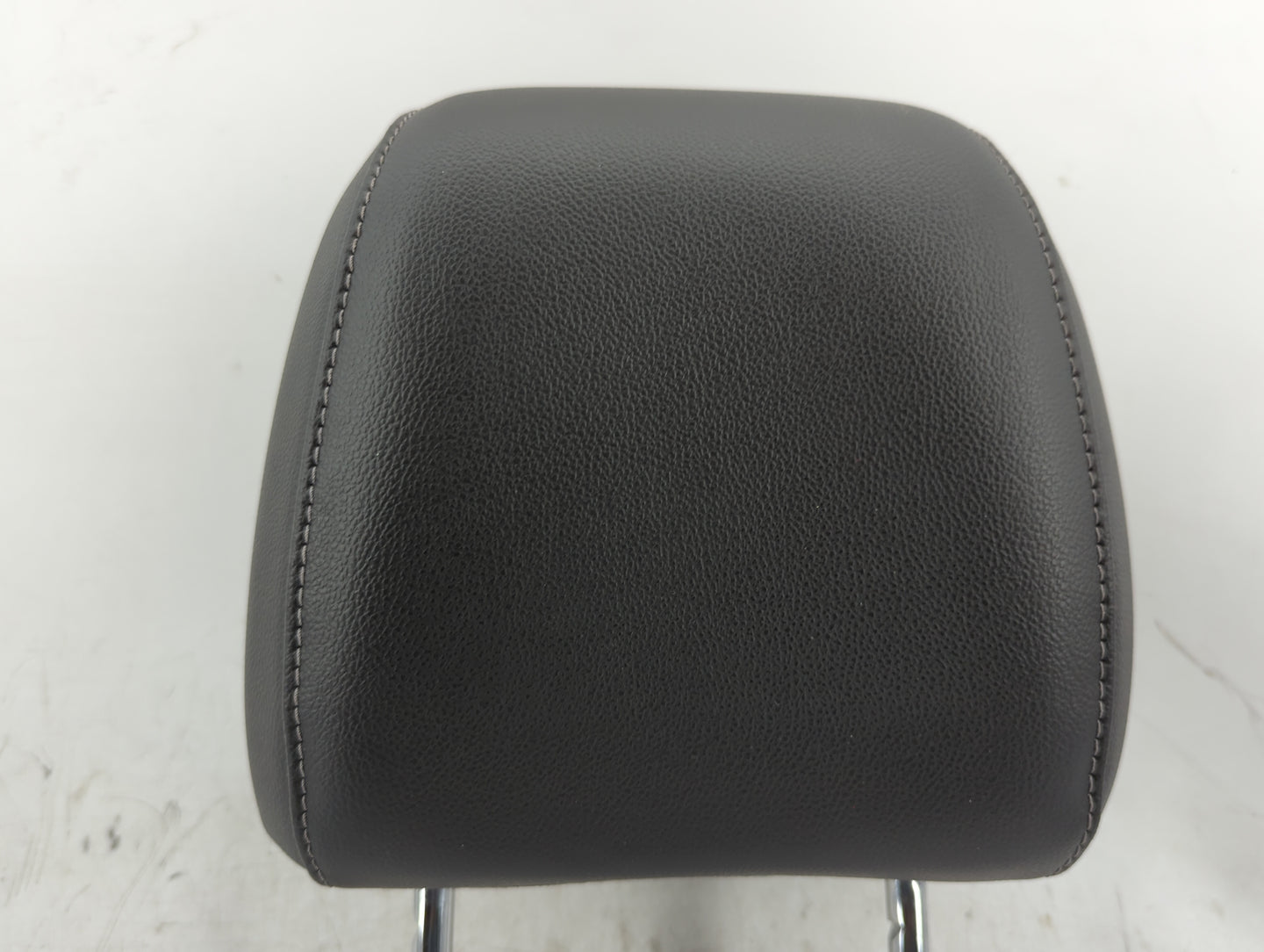 2014 Ford Escape Headrest Head Rest Front Driver Passenger Seat Fits OEM Used Auto Parts - Oemusedautoparts1.com