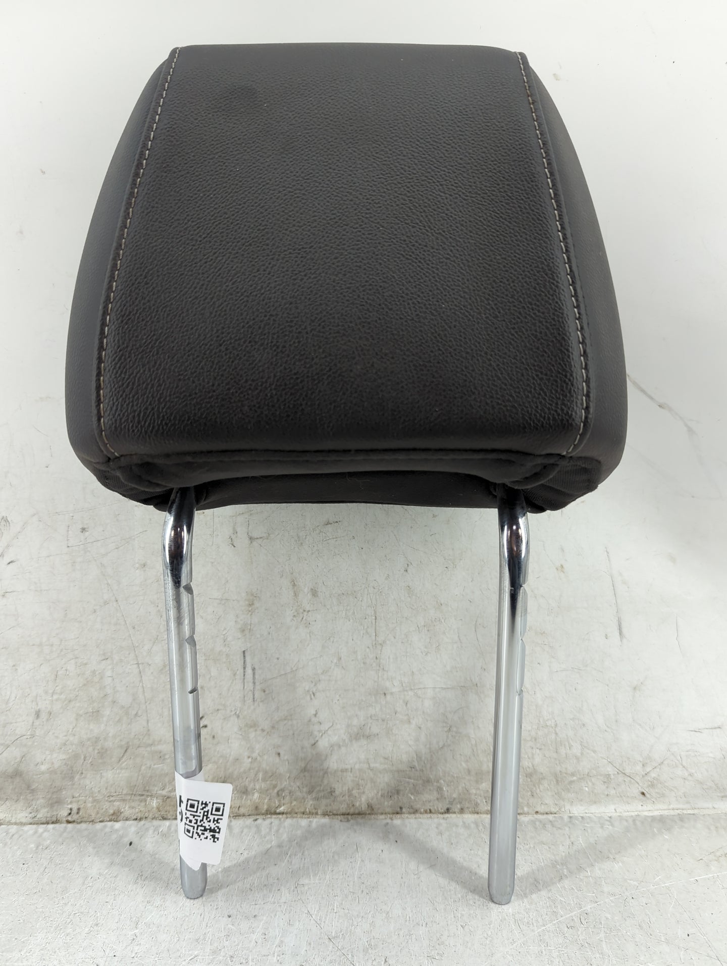 2013-2015 Ford Escape Headrest Head Rest Front Driver Passenger Seat Fits Fits 2013 2014 2015 OEM Used Auto Parts - Oemuseda