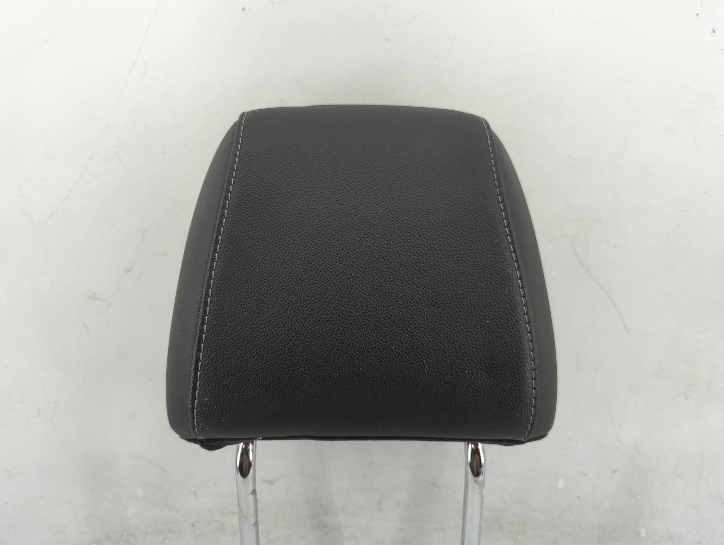 2014 Ford Escape Headrest Head Rest Front Driver Seat Black - Oemusedautoparts1.com