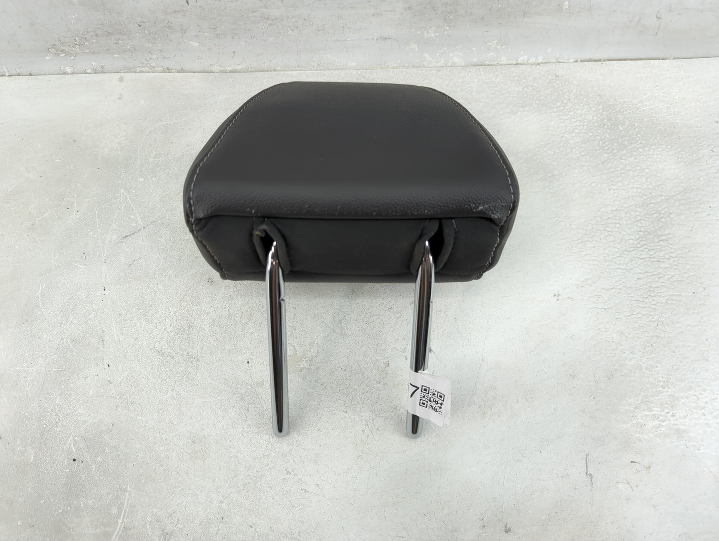 2013-2015 Ford Escape Headrest Head Rest Rear Seat Fits Fits 2013 2014 2015 OEM Used Auto Parts - Oemusedautoparts1.com