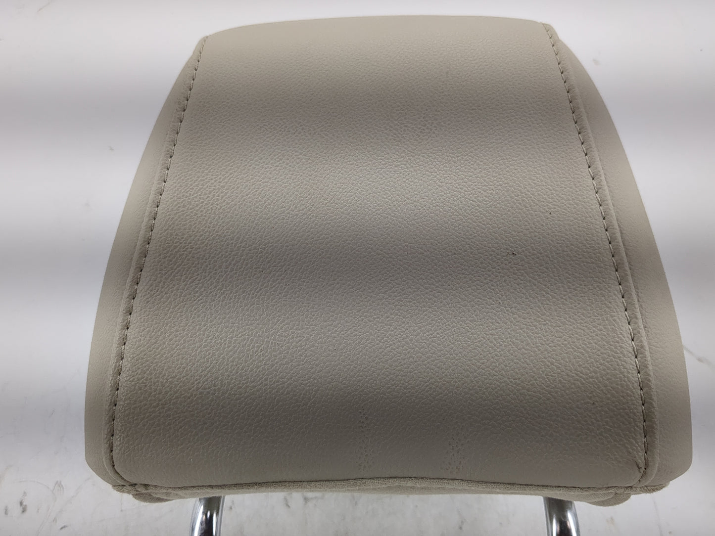 2013-2015 Ford Escape Headrest Head Rest Front Driver Passenger Seat - Oemusedautoparts1.com
