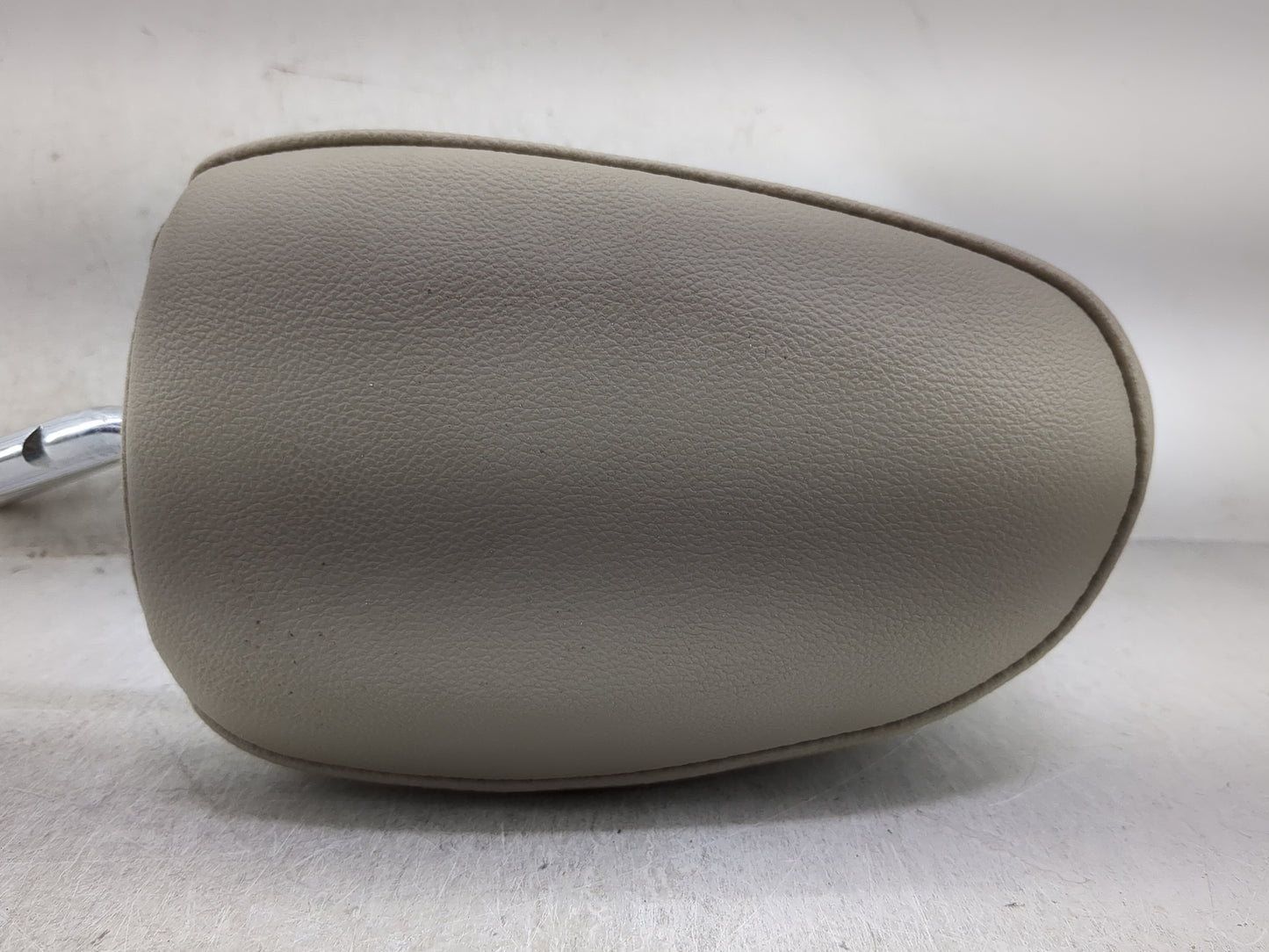 2013-2015 Ford Escape Headrest Head Rest Front Driver Passenger Seat - Oemusedautoparts1.com