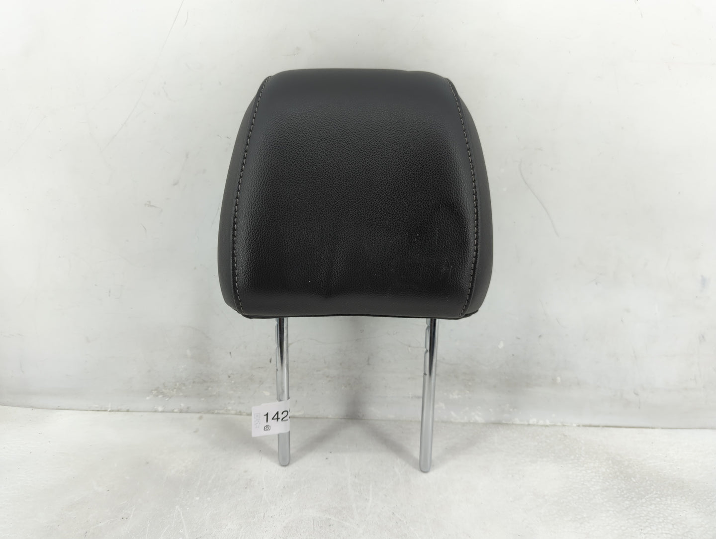 2014 Ford Escape Headrest Head Rest Front Driver Passenger Seat Fits OEM Used Auto Parts - Oemusedautoparts1.com