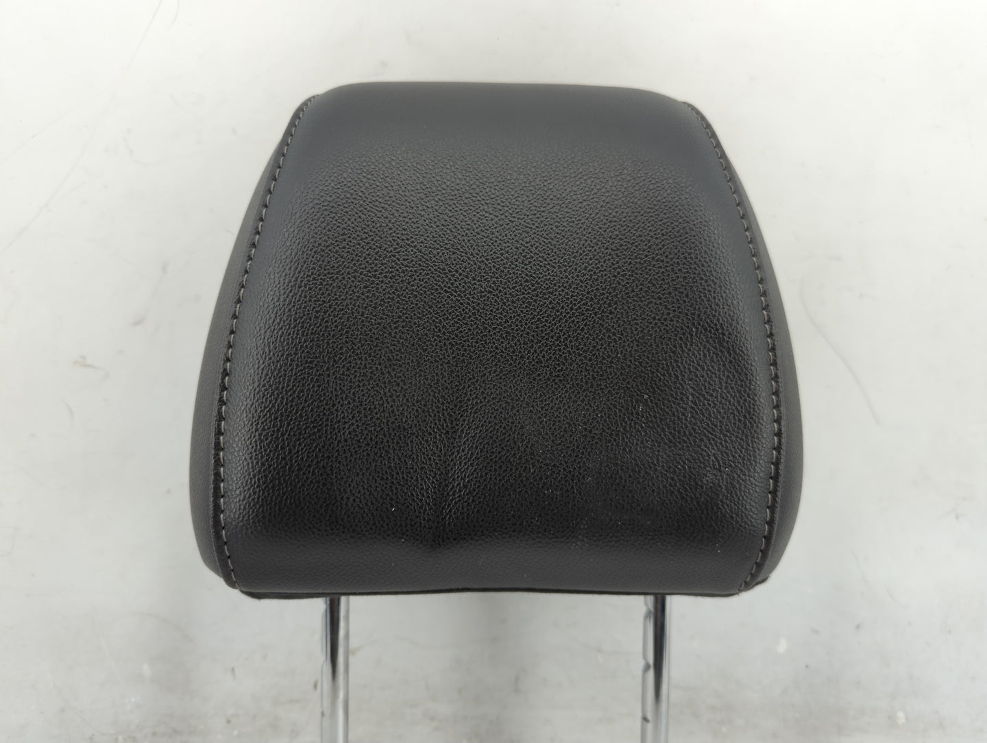 2014 Ford Escape Headrest Head Rest Front Driver Passenger Seat Fits OEM Used Auto Parts - Oemusedautoparts1.com