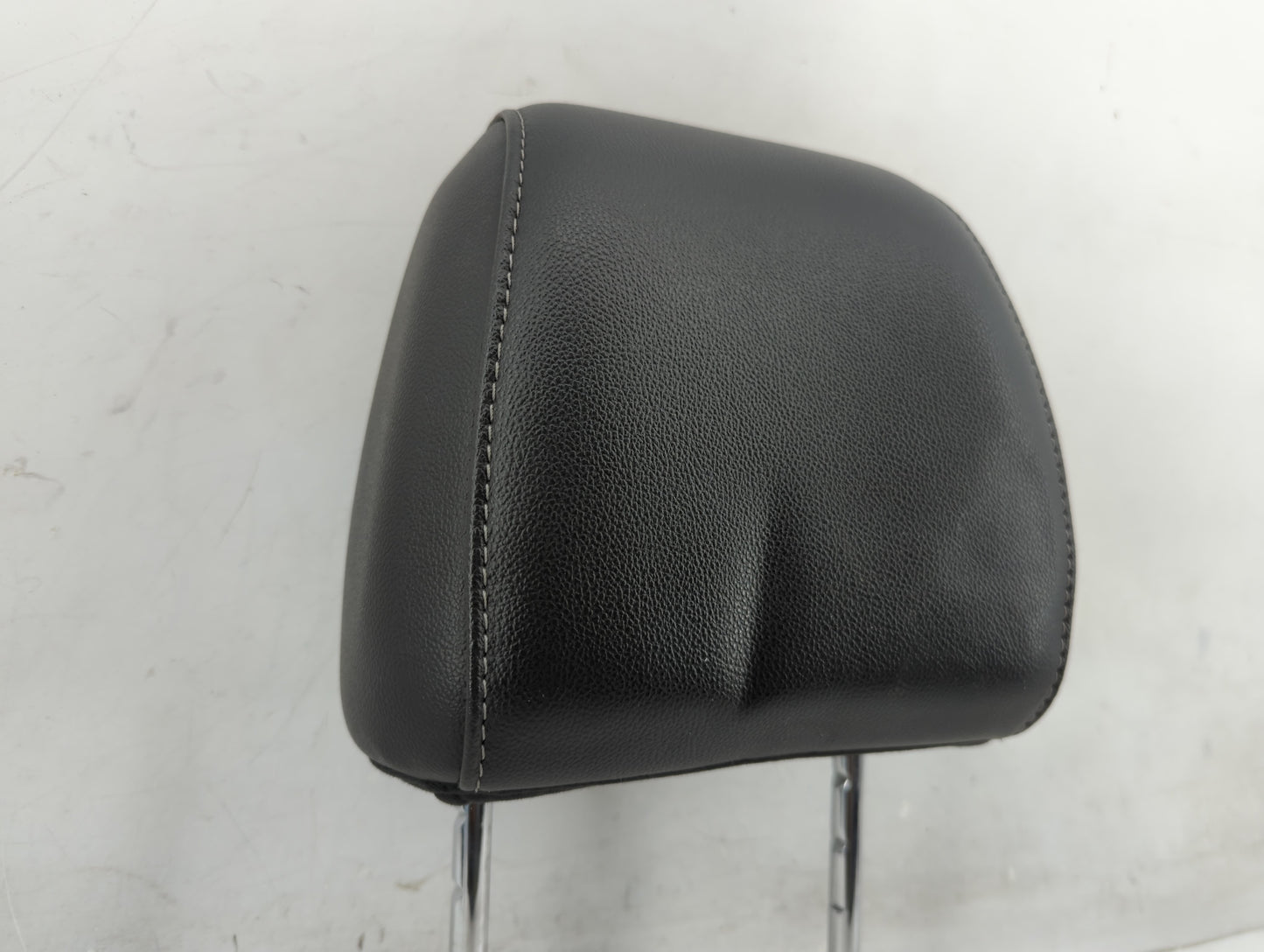 2014 Ford Escape Headrest Head Rest Front Driver Passenger Seat Fits OEM Used Auto Parts - Oemusedautoparts1.com
