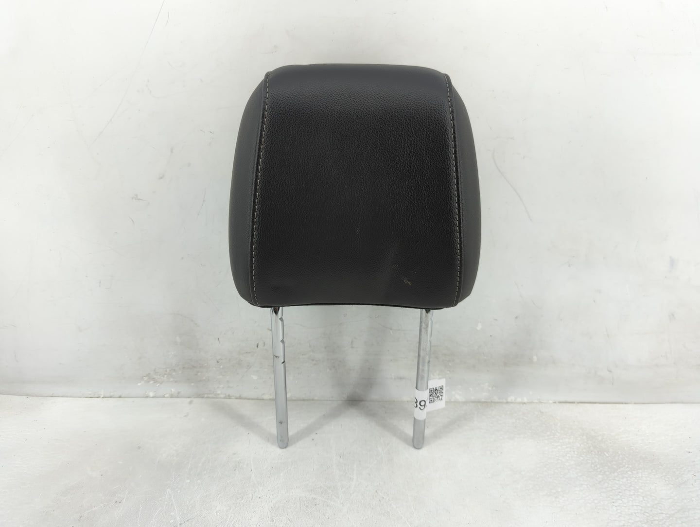 2014 Ford Escape Headrest Head Rest Front Driver Passenger Seat Fits OEM Used Auto Parts - Oemusedautoparts1.com