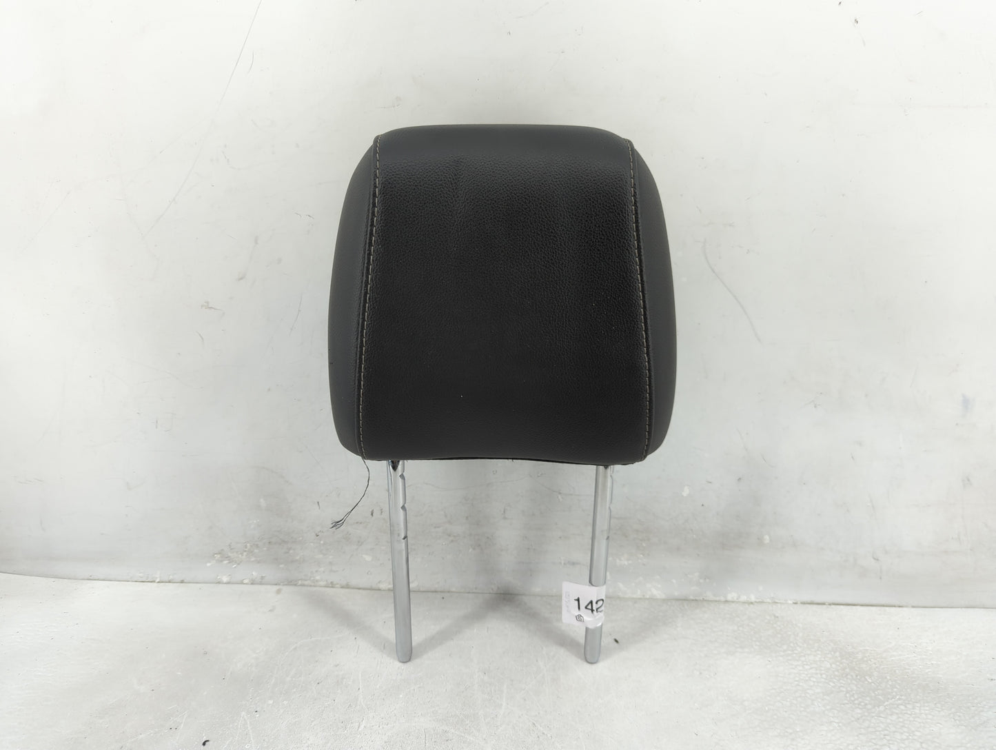 2014 Ford Escape Headrest Head Rest Front Driver Seat Black - Oemusedautoparts1.com
