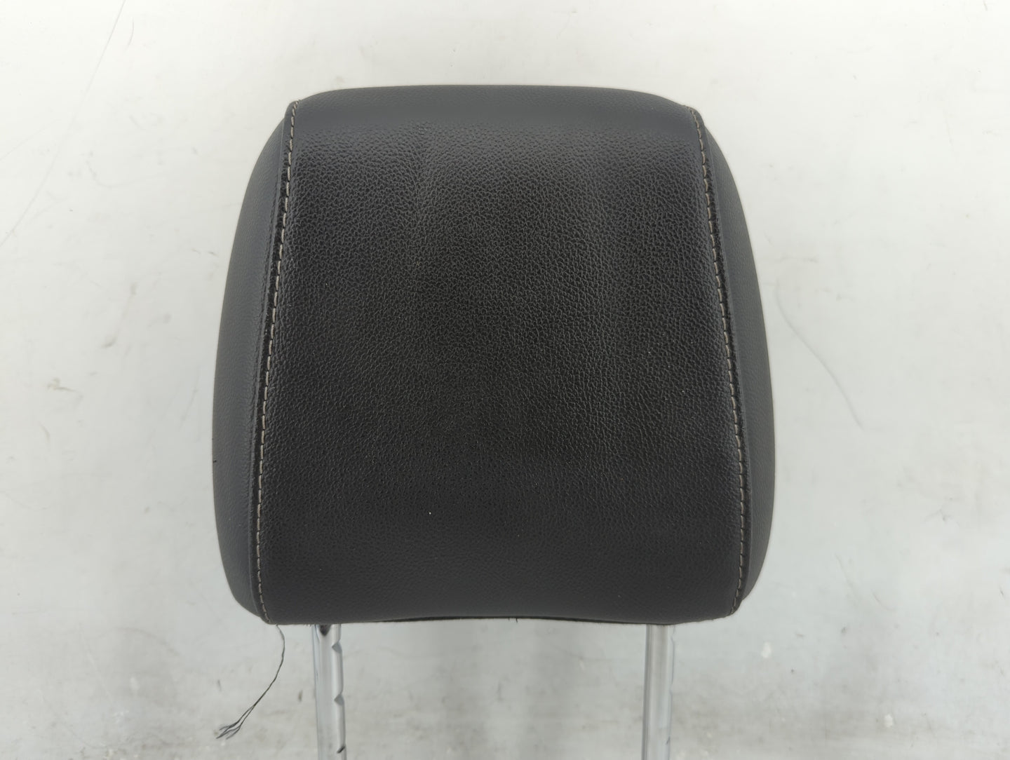 2014 Ford Escape Headrest Head Rest Front Driver Seat Black - Oemusedautoparts1.com