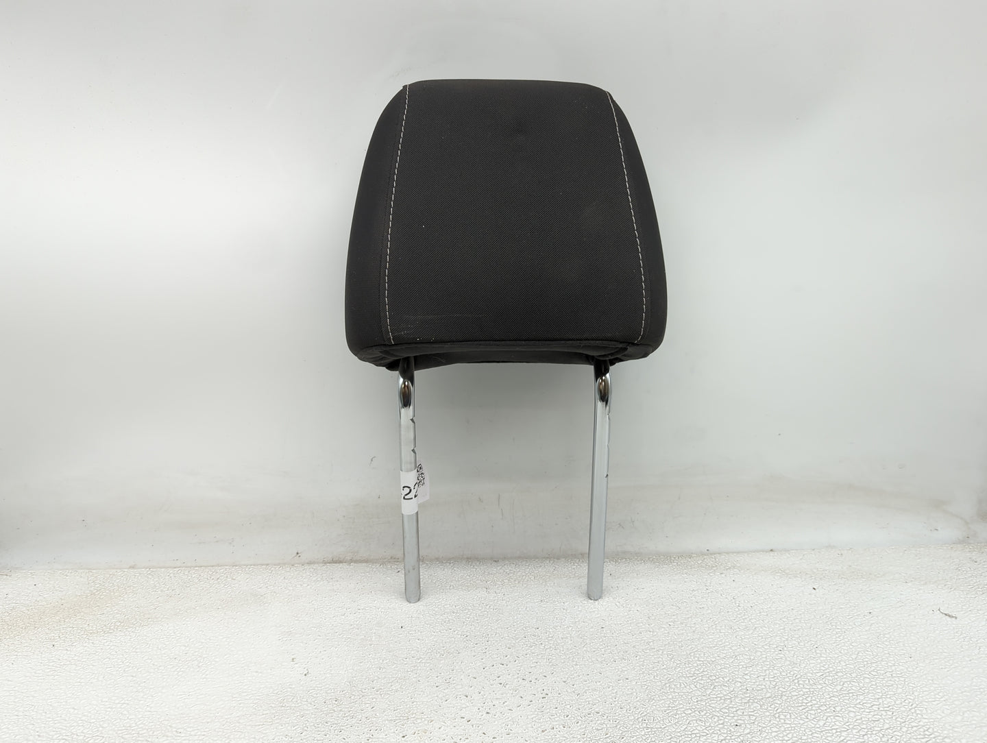 2013-2015 Ford Escape Headrest Head Rest Front Driver Passenger Seat - Oemusedautoparts1.com