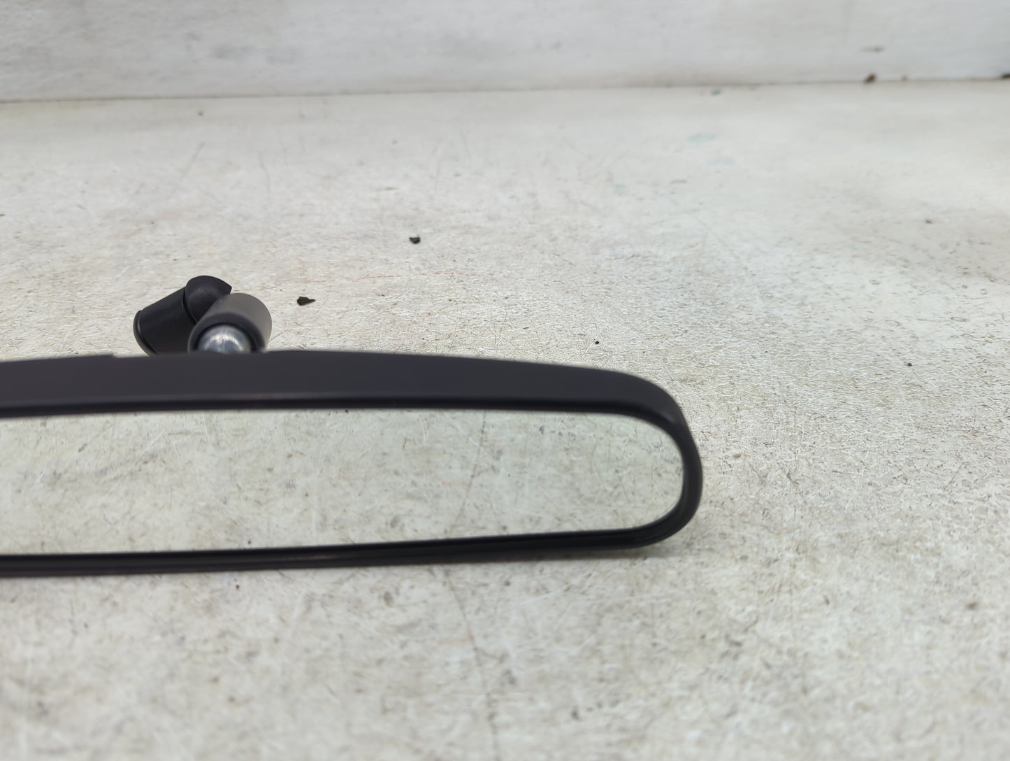 2001-2016 Ford Escape Interior Rear View Mirror Replacement OEM P/N:E8011681 240 Fits OEM Used Auto Parts - Oemusedautoparts
