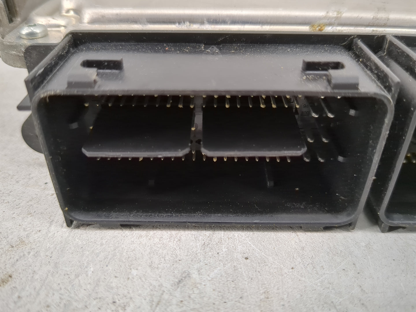 2013-2016 Ford Escape PCM Engine Control Computer ECU ECM PCU OEM P/N:EJ5A-12A650-TA 0 261 S10 037 Fits Fits 2013 2014 2015 