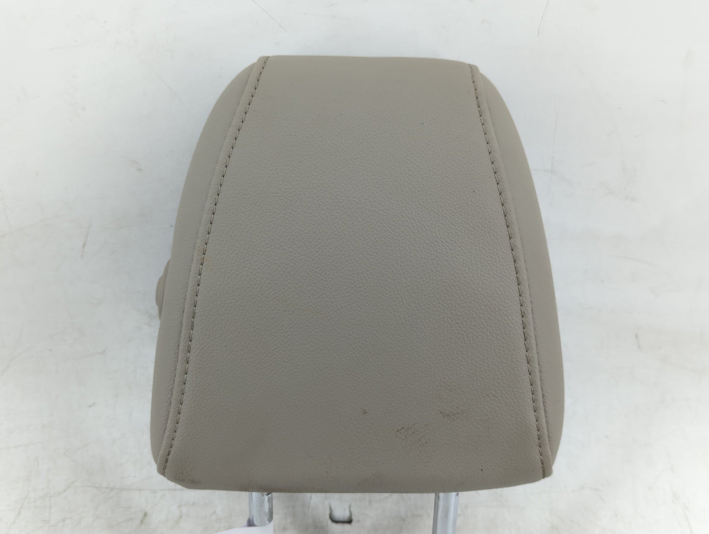 2013-2015 Ford Escape Headrest Head Rest Rear Seat Fits Fits 2013 2014 2015 OEM Used Auto Parts - Oemusedautoparts1.com