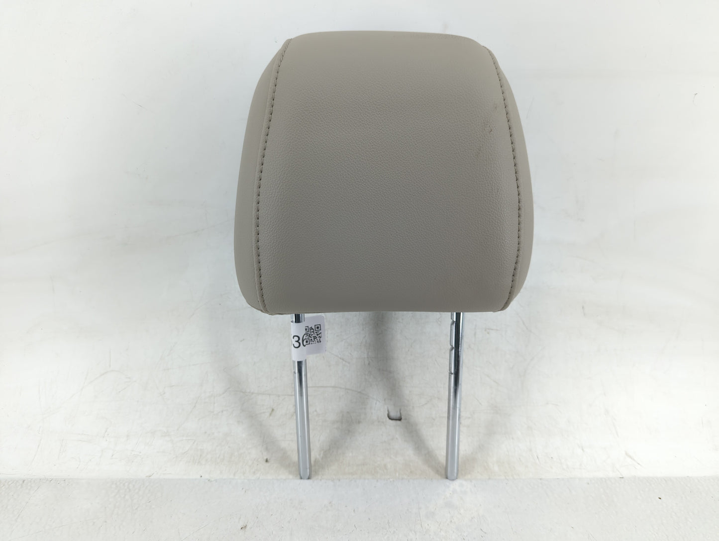2014 Ford Escape Headrest Head Rest Front Driver Passenger Seat Fits OEM Used Auto Parts - Oemusedautoparts1.com