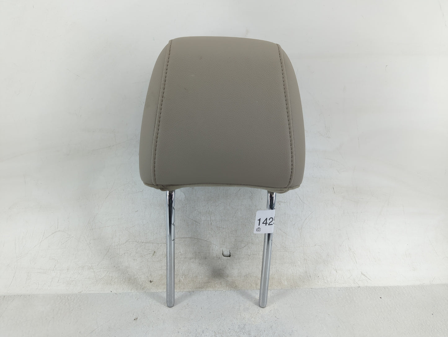 2014 Ford Escape Headrest Head Rest Front Driver Passenger Seat Fits OEM Used Auto Parts - Oemusedautoparts1.com
