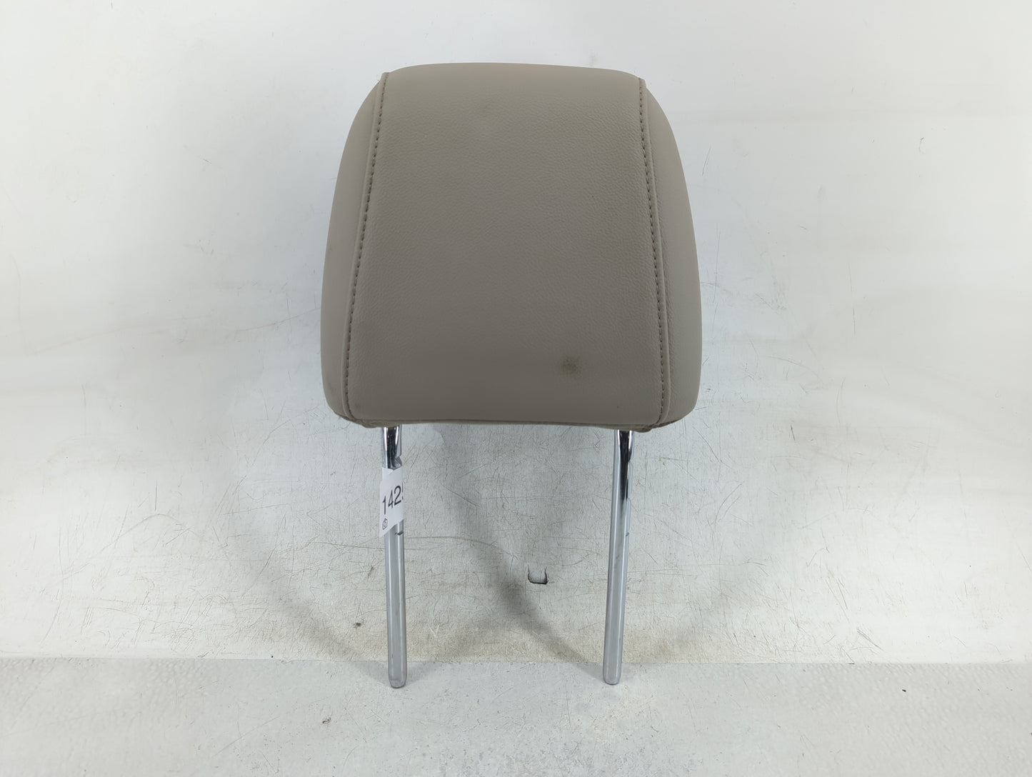 2014 Ford Escape Headrest Head Rest Front Driver Passenger Seat Fits OEM Used Auto Parts - Oemusedautoparts1.com