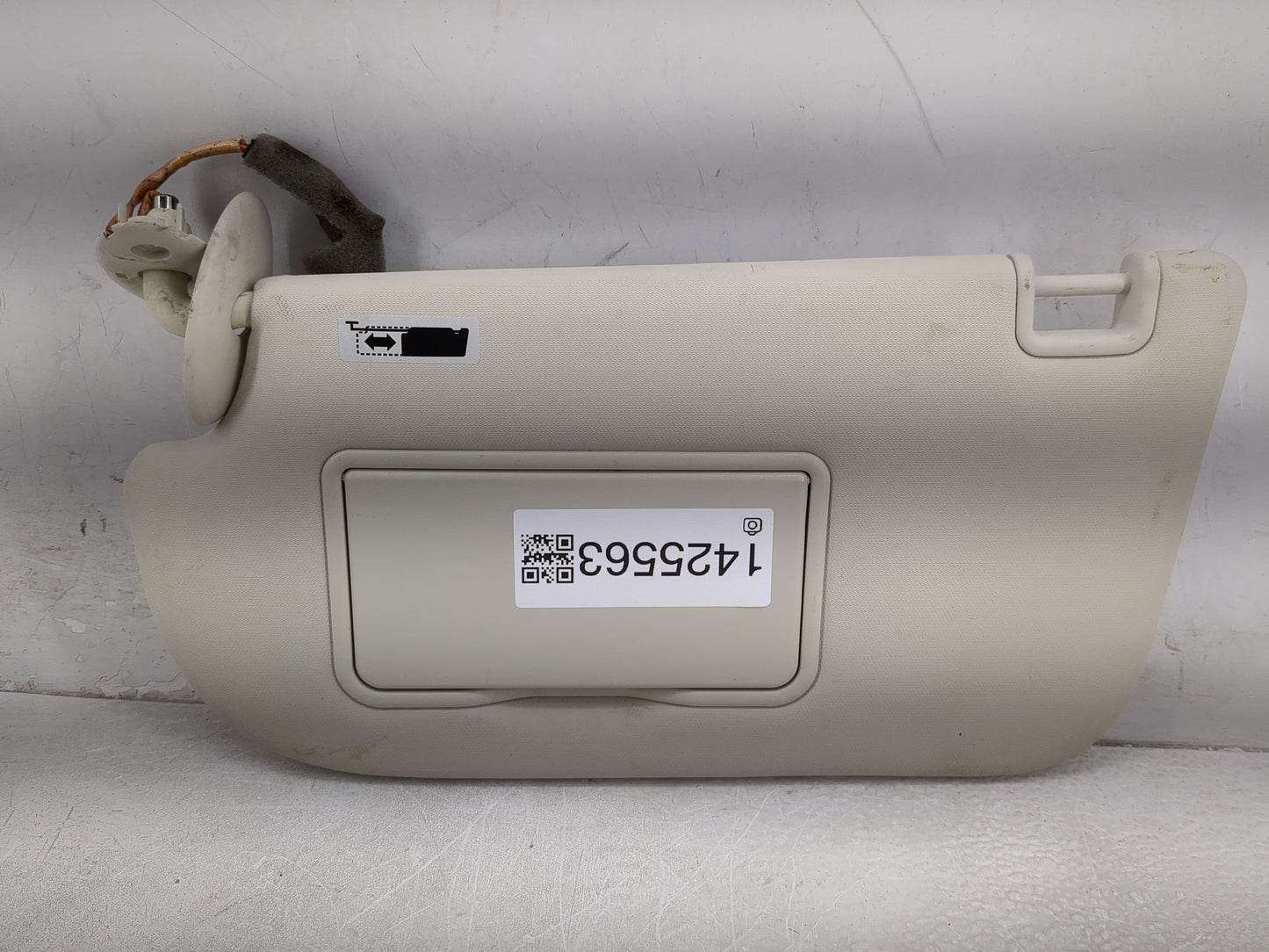 2013-2019 Ford Escape Sun Visor Shade Replacement Driver Left Mirror Fits Fits 2013 2014 2015 2016 2017 2018 2019 OEM Used A