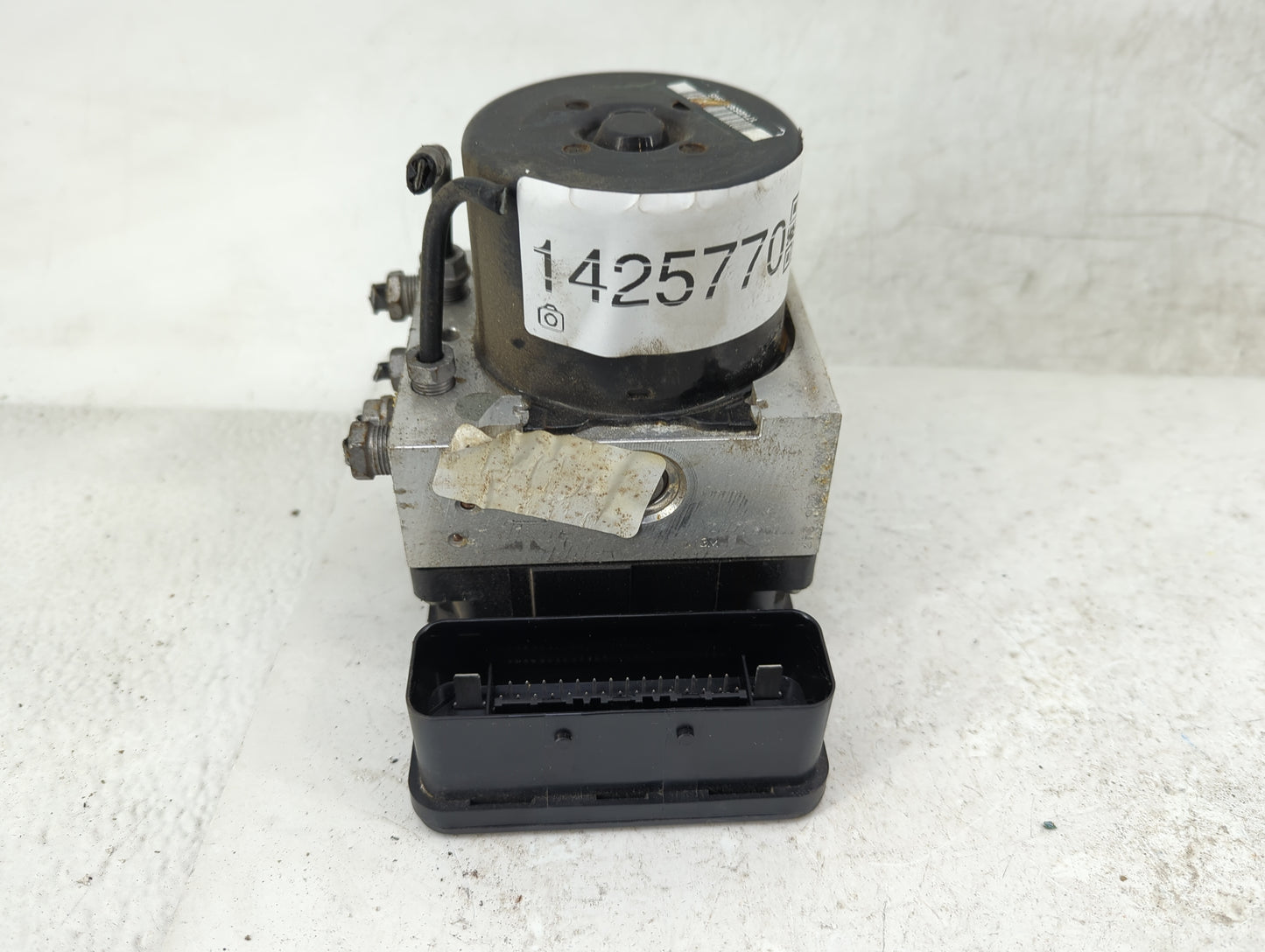 2013-2015 Ford Escape ABS Pump Control Module Replacement P/N:CV61-2C405-AG 10.0212-0920.4 Fits Fits 2013 2014 2015 OEM Used