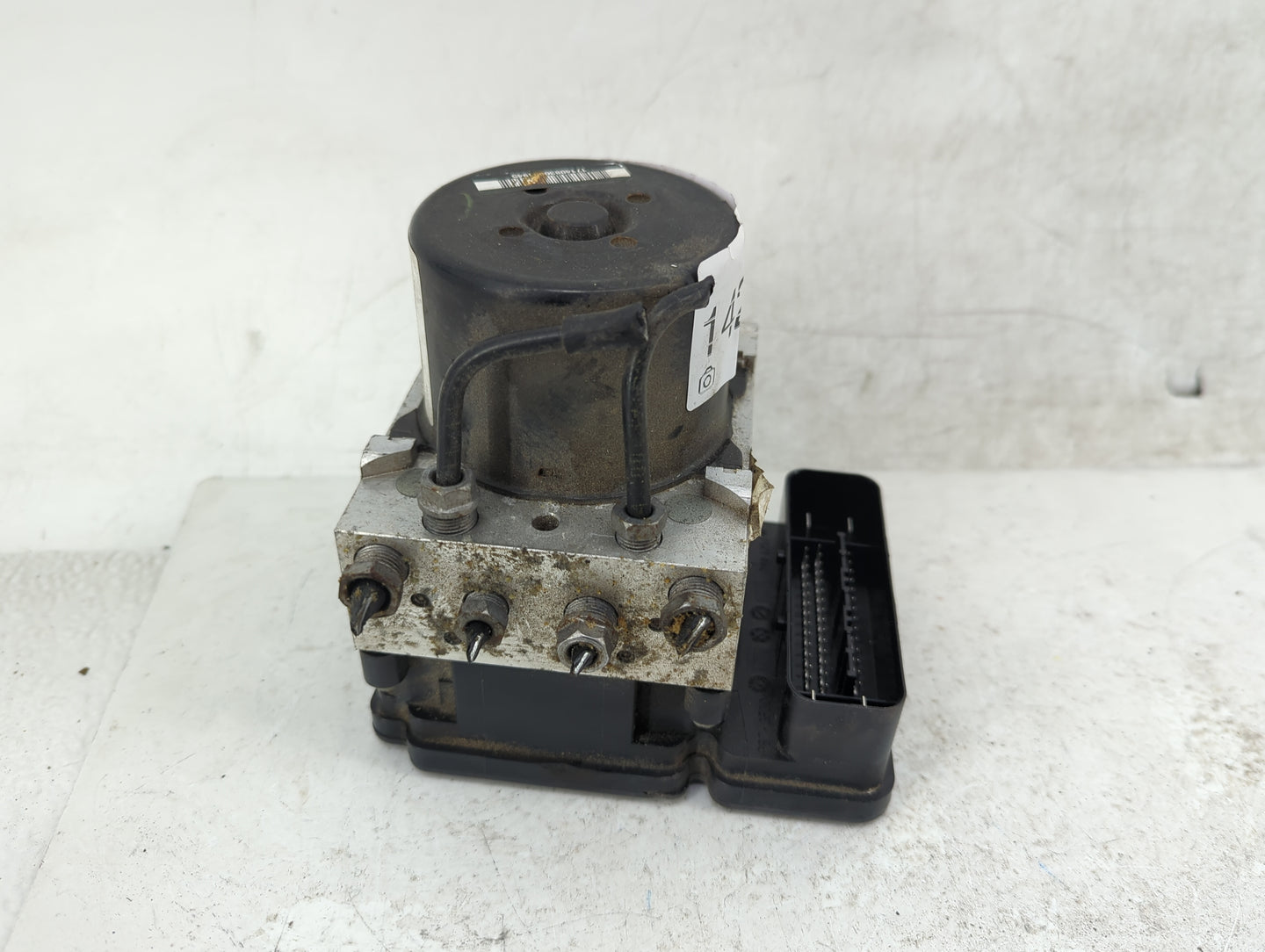 2013-2015 Ford Escape ABS Pump Control Module Replacement P/N:CV61-2C405-AG 10.0212-0920.4 Fits Fits 2013 2014 2015 OEM Used
