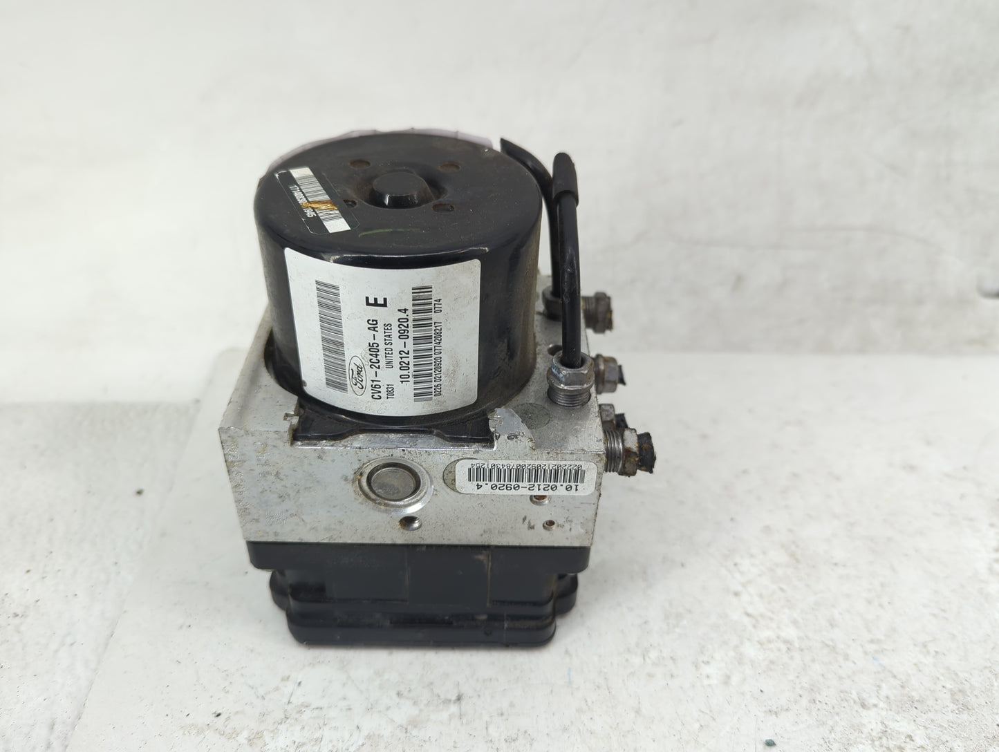 2013-2015 Ford Escape ABS Pump Control Module Replacement P/N:CV61-2C405-AG 10.0212-0920.4 Fits Fits 2013 2014 2015 OEM Used