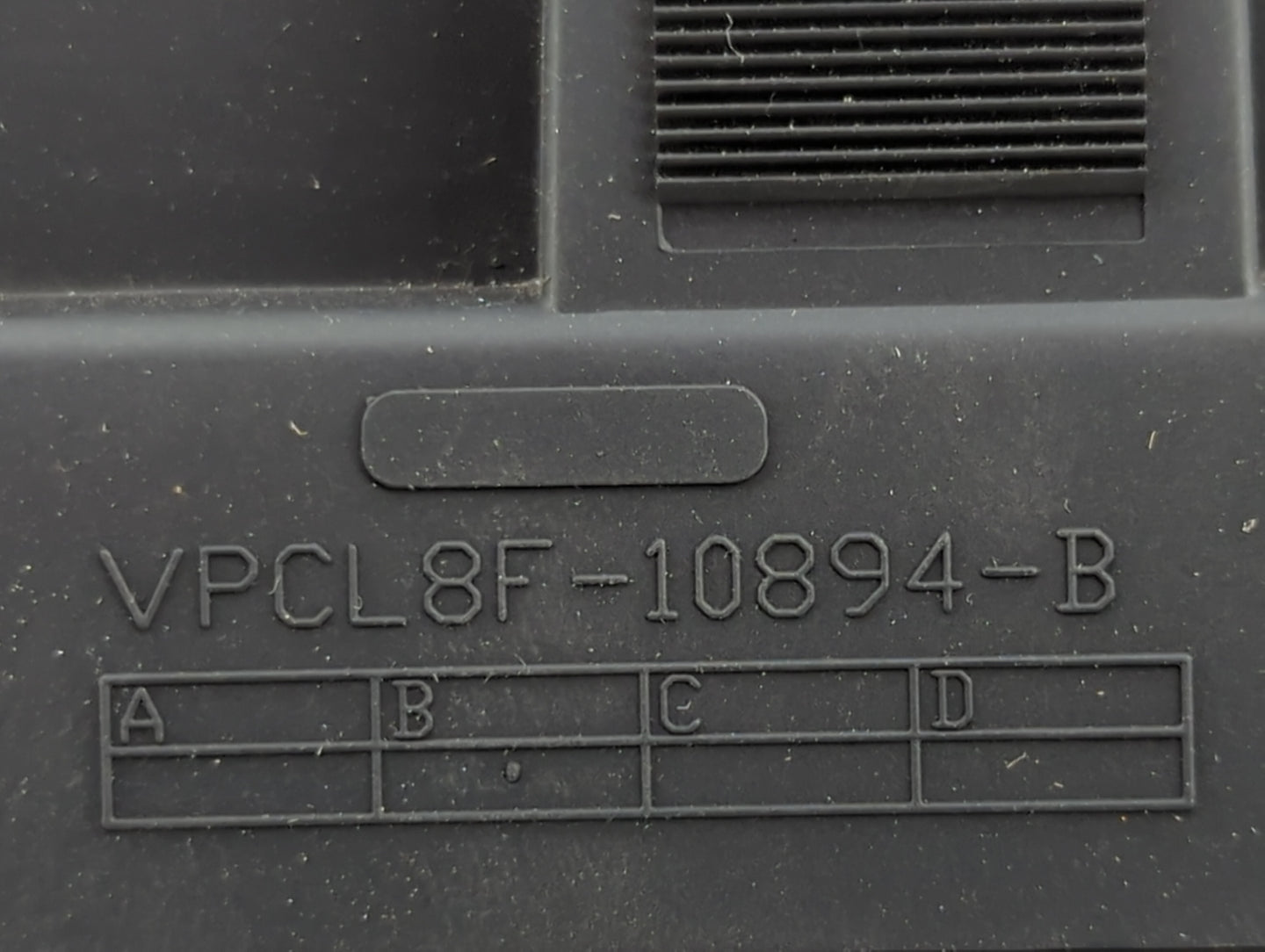 2013-2014 Ford Escape Instrument Cluster Speedometer Gauges P/N:CL8F-10894-B Fits Fits 2013 2014 OEM Used Auto Parts - Oemus