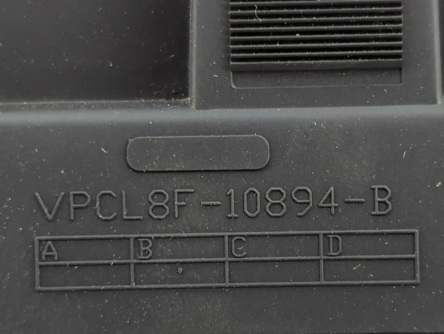 2013-2014 Ford Escape Instrument Cluster Speedometer Gauges P/N:CL8F-10894-B Fits Fits 2013 2014 OEM Used Auto Parts - Oemus